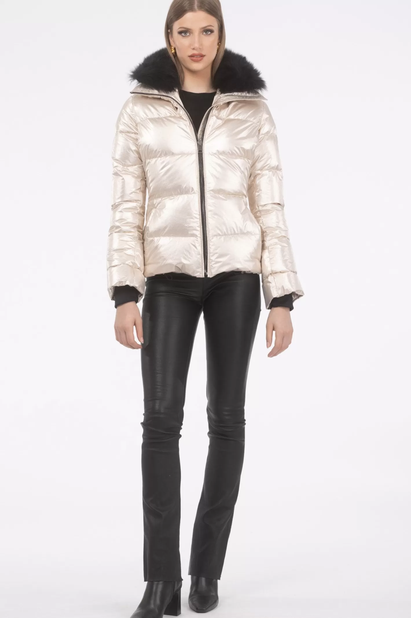 Women GORSKI Montreal Après-Ski Jacket With Detachable Toscana Shearling Lamb Collar