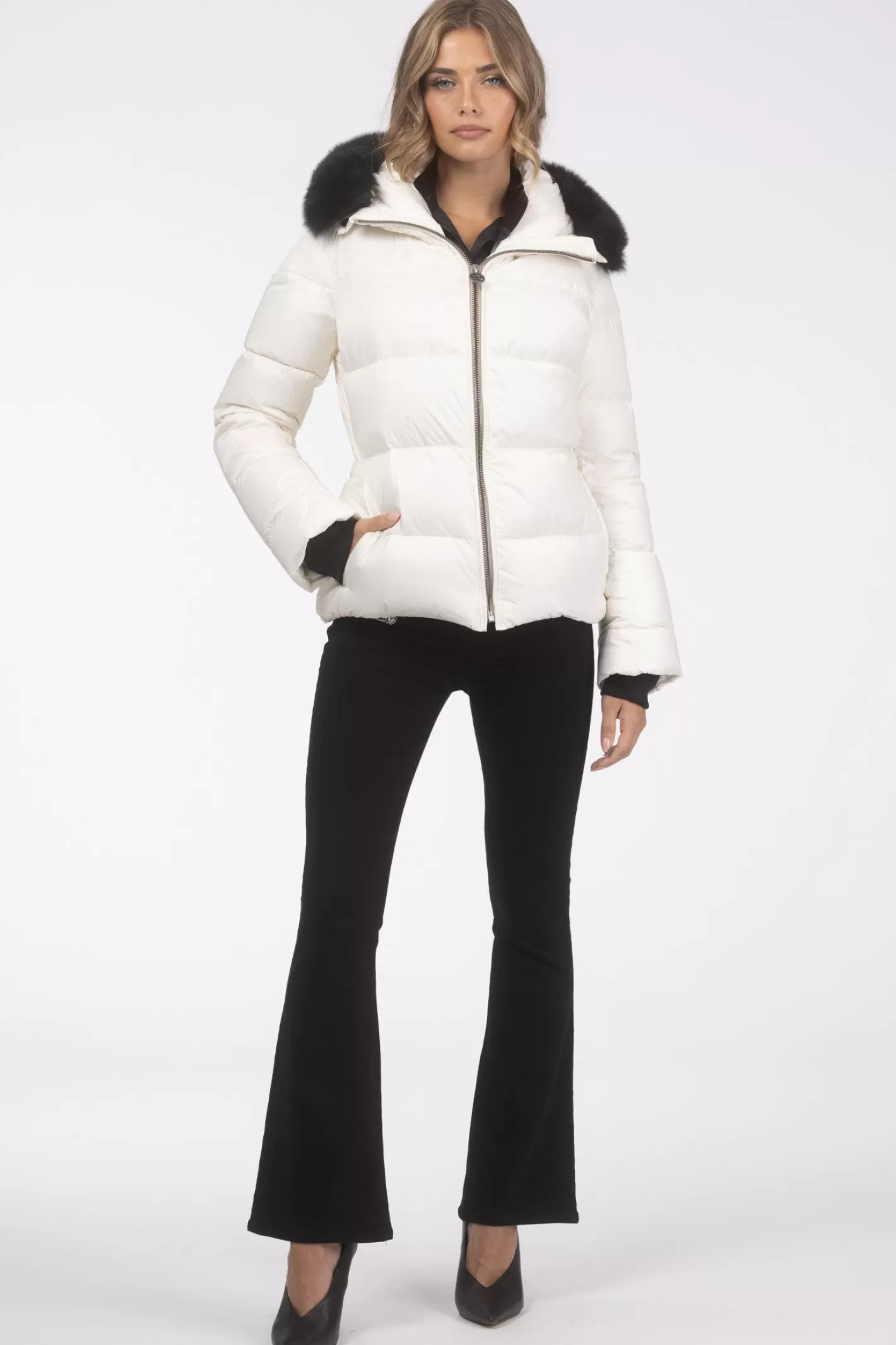 Women GORSKI Montreal Après-Ski Jacket With Detachable Toscana Shearling Lamb Hood Trim