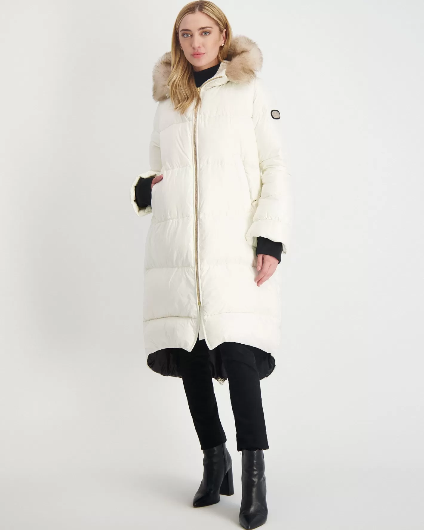 Women GORSKI Montreal Après-Ski Jacket With Detachable Toscana Shearling Lamb Hood Trim