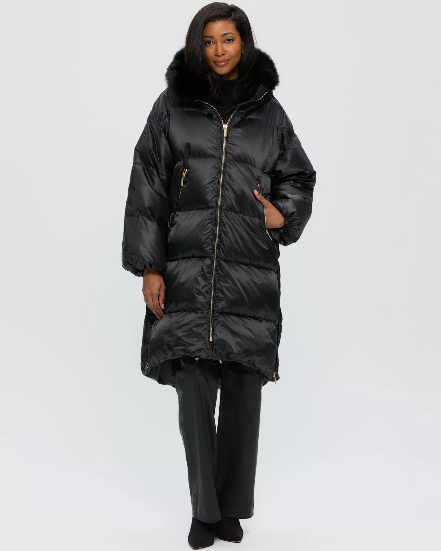 Women GORSKI Montreal Après-Ski Jacket With Detachable Toscana Shearling Lamb Hood Trim