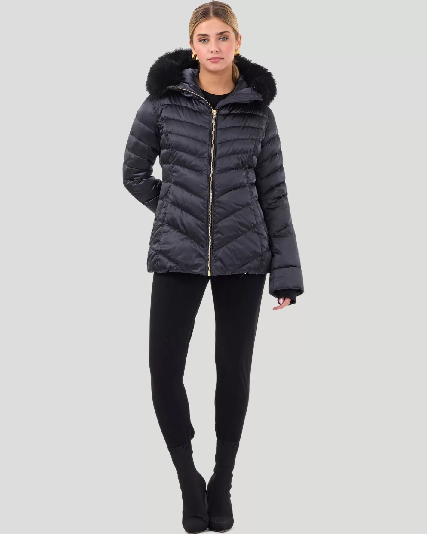 Women GORSKI Montreal Après-Ski Jacket With Detachable Toscana Shearling Lamb Hood Trim