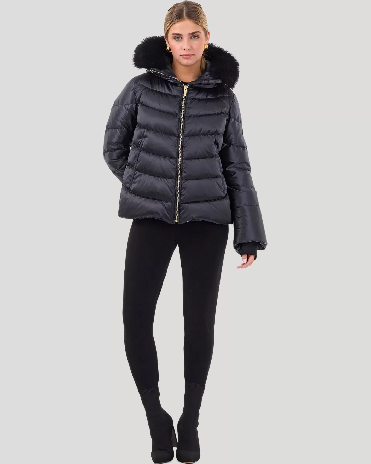 Women GORSKI Montreal Après-Ski Jacket With Detachable Toscana Shearling Lamb Hood Trim