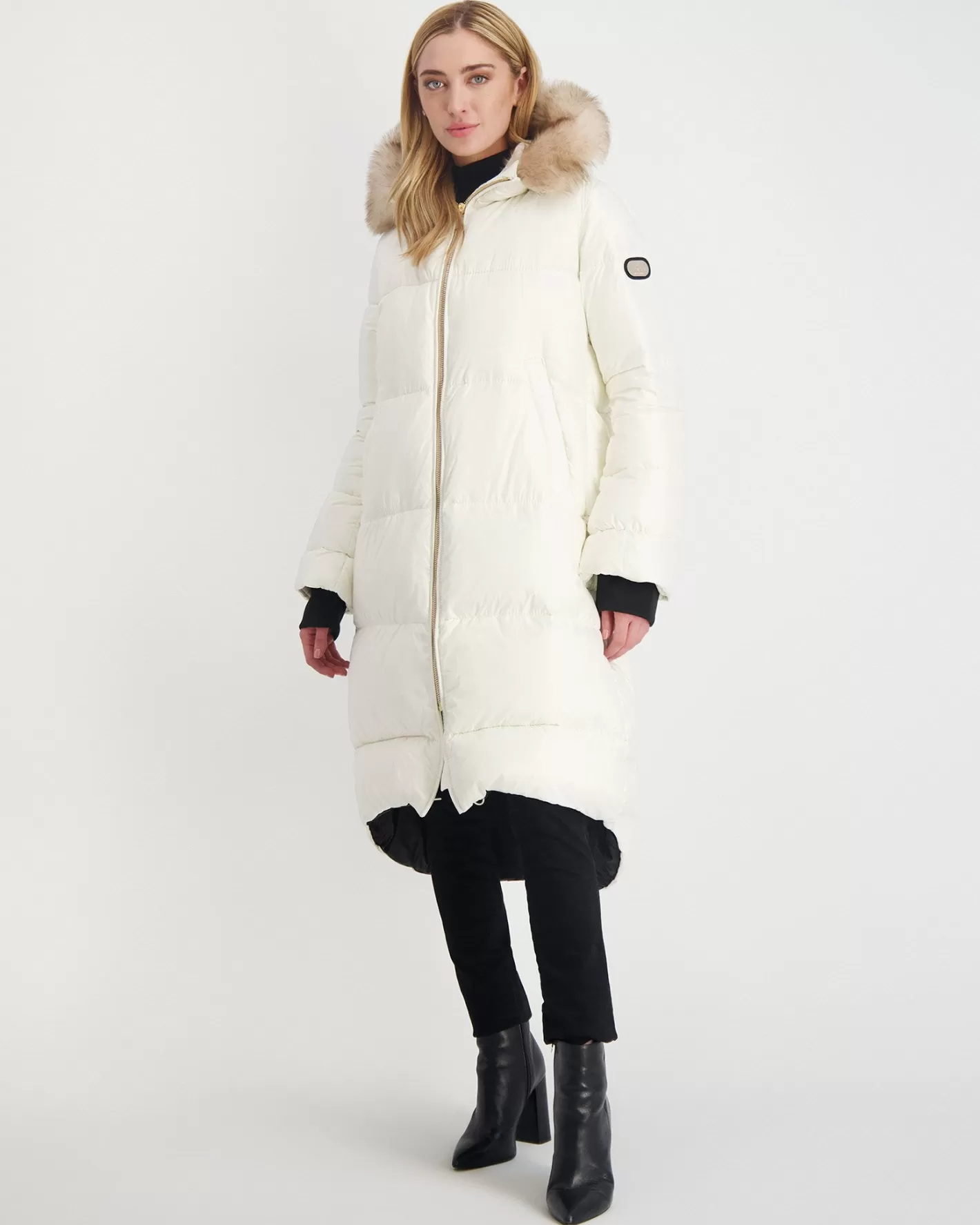 Women GORSKI Montreal Après-Ski Jacket With Detachable Toscana Shearling Lamb Hood Trim