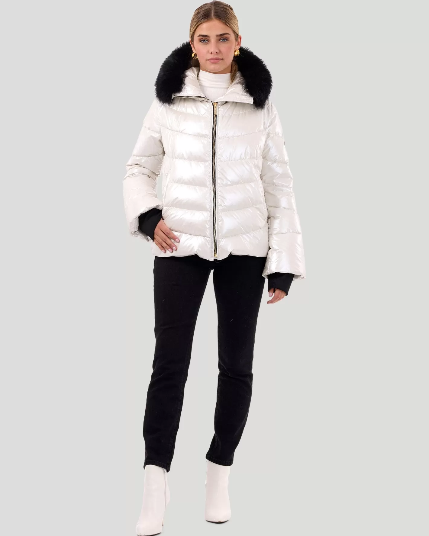 Women GORSKI Montreal Après-Ski Jacket With Detachable Toscana Shearling Lamb Hood Trim