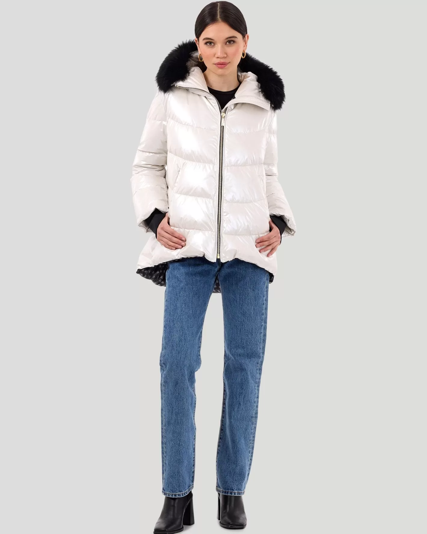 Women GORSKI Montreal Après-Ski Jacket With Detachable Toscana Shearling Lamb Hood Trim