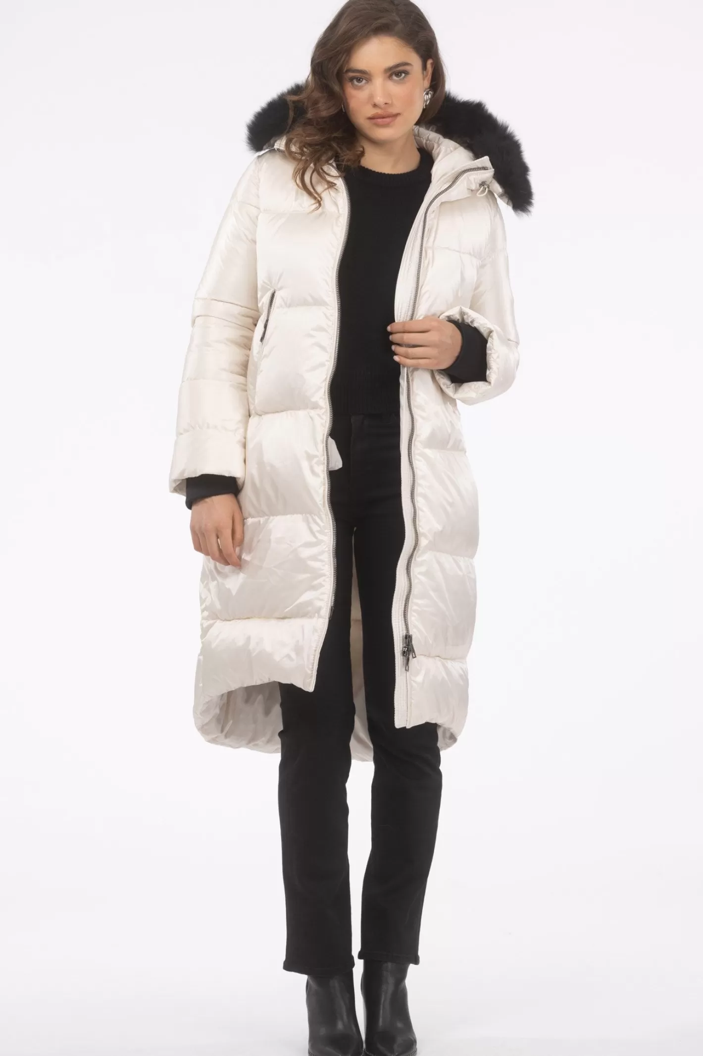 Women GORSKI Montreal Après-Ski Jacket With Detachable Toscana Shearling Lamb Hood Trim