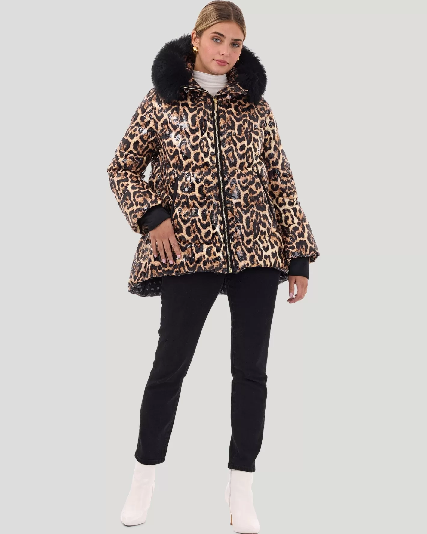 Women GORSKI Montreal Après-Ski Jacket With Detachable Toscana Shearling Lamb Hood Trim