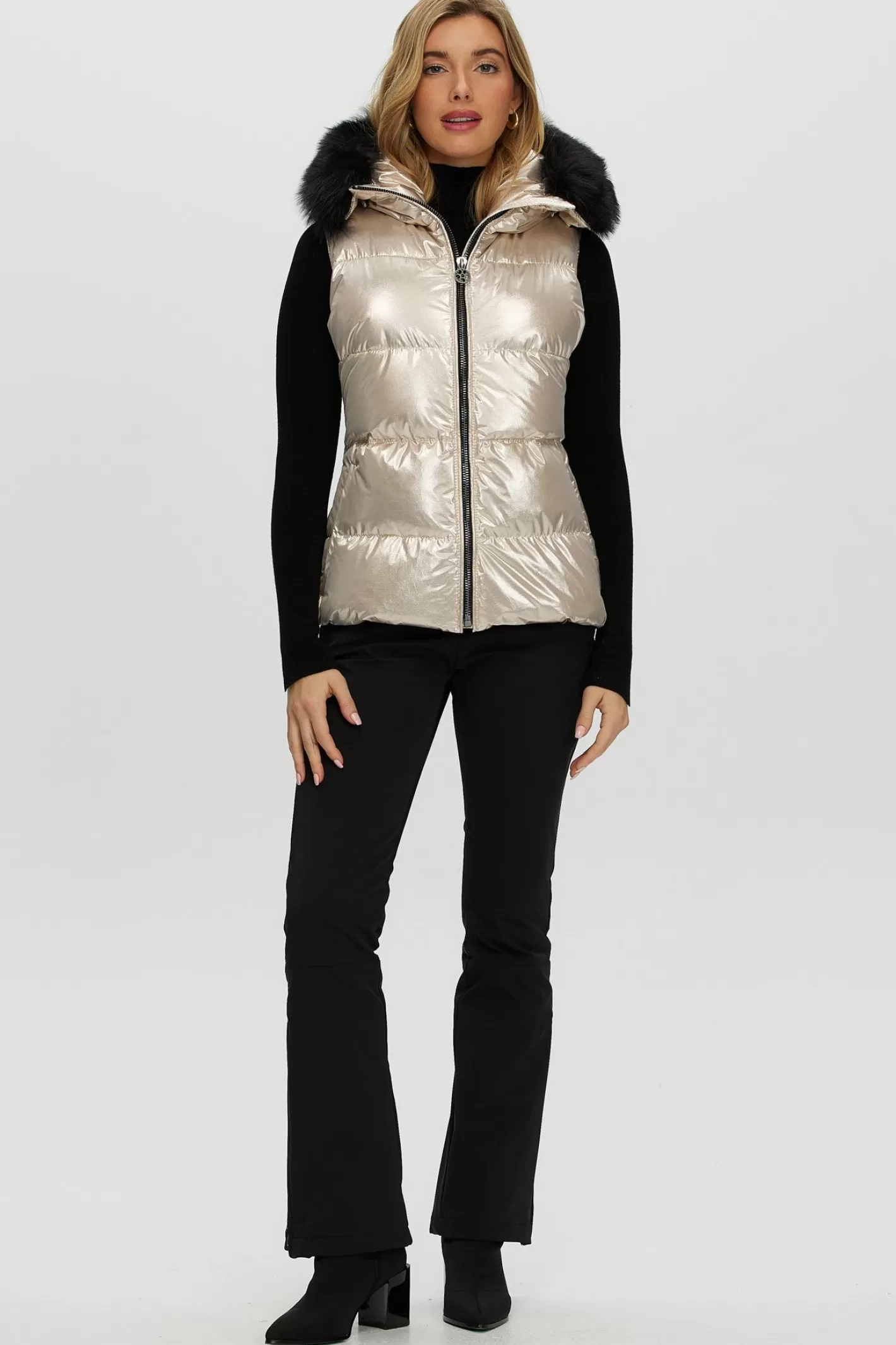 Women GORSKI Montreal Après-Ski Vest With Detachable Toscana Shearling Lamb Hood Trim