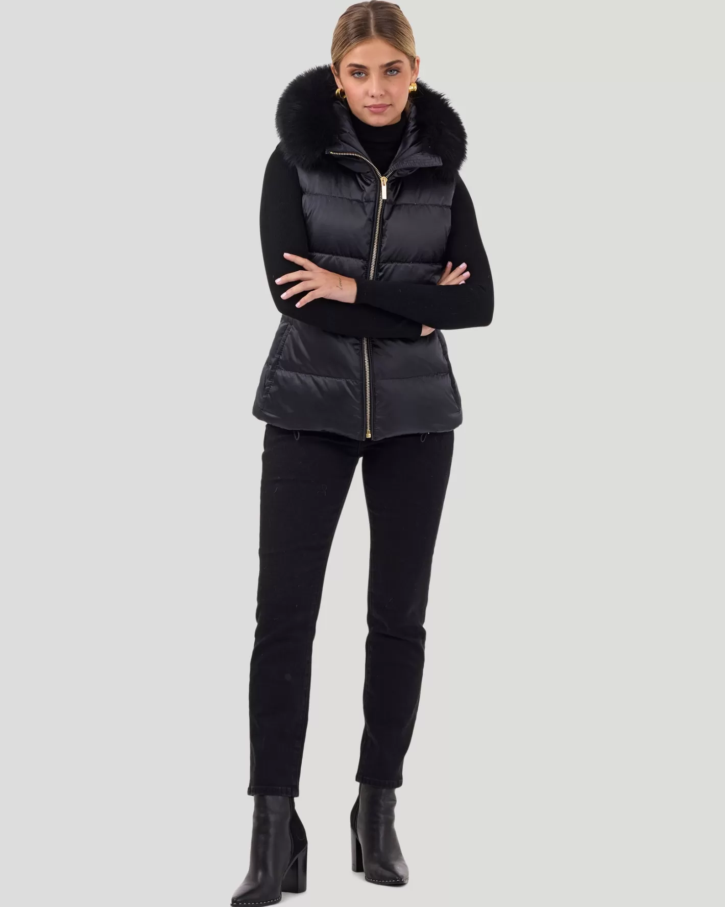 Women GORSKI Montreal Après-Ski Vest With Detachable Toscana Shearling Lamb Hood Trim