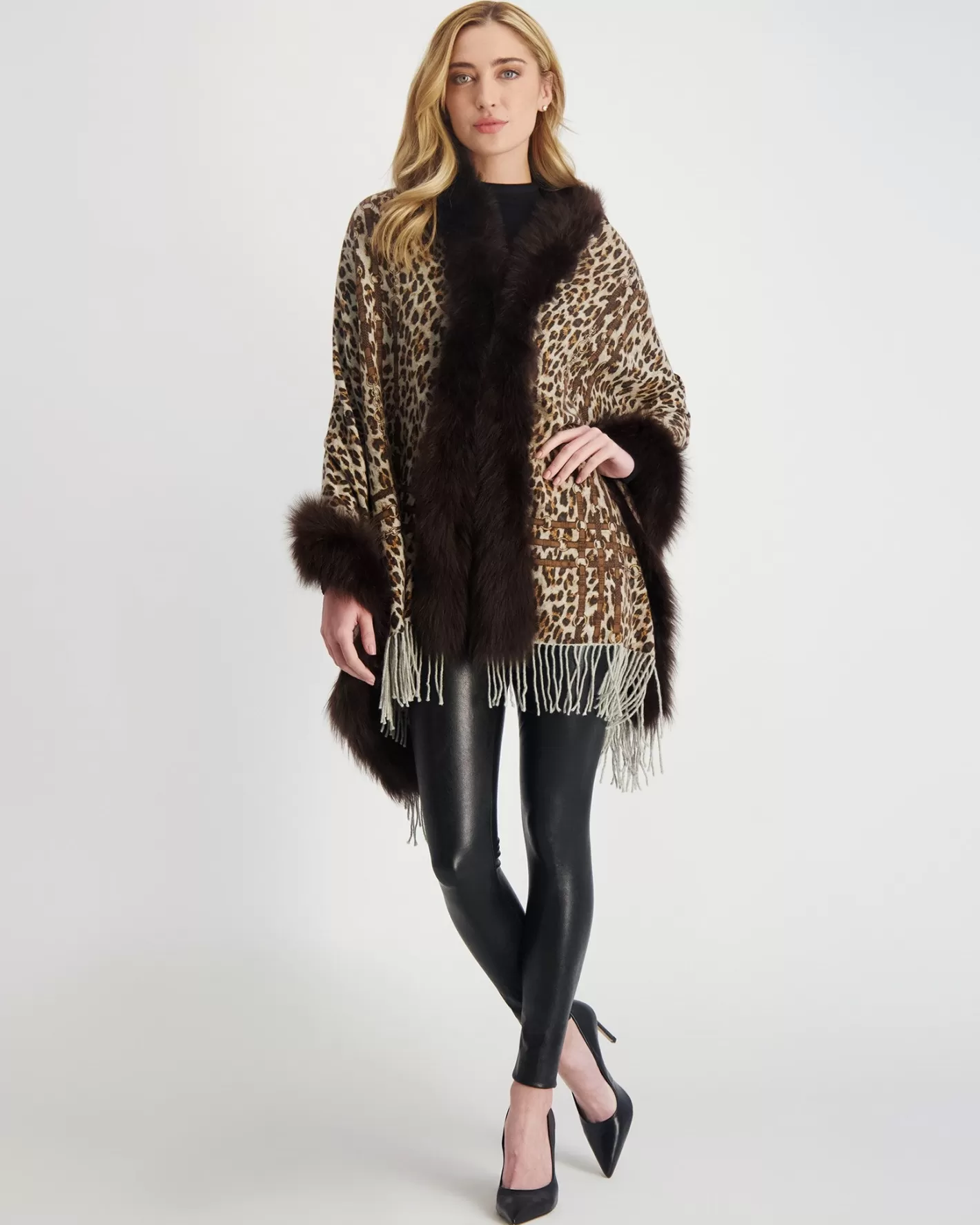 Women GORSKI Montreal Double Face Select Cashmere Stole With Toscana Shearling Lamb Trim