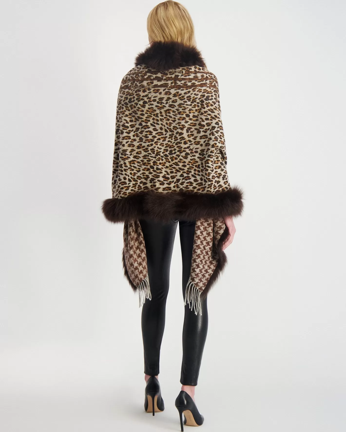 Women GORSKI Montreal Double Face Select Cashmere Stole With Toscana Shearling Lamb Trim