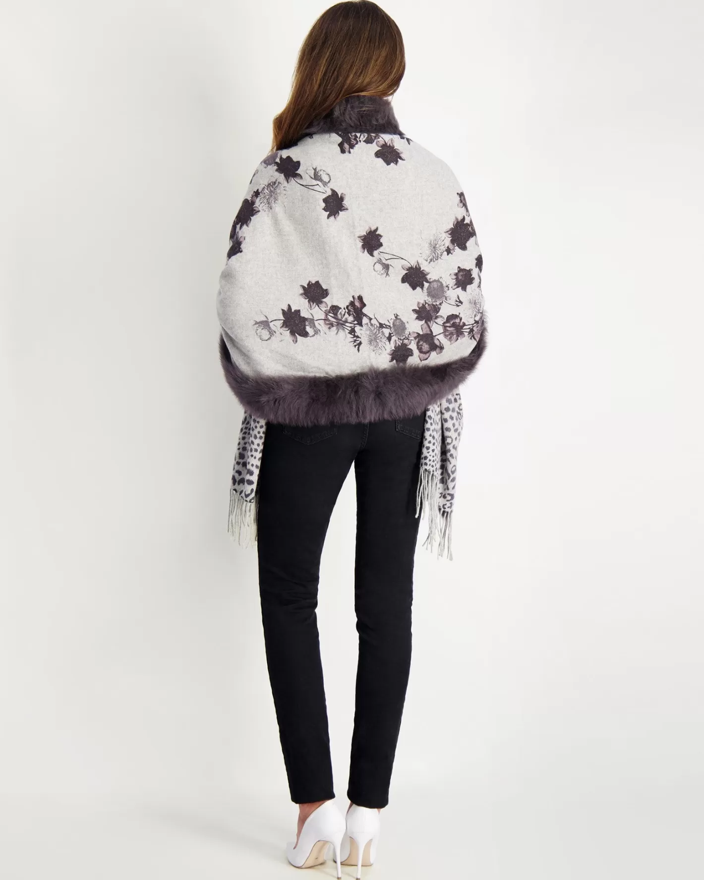 Women GORSKI Montreal Double Face Select Cashmere Stole With Toscana Shearling Lamb Trim