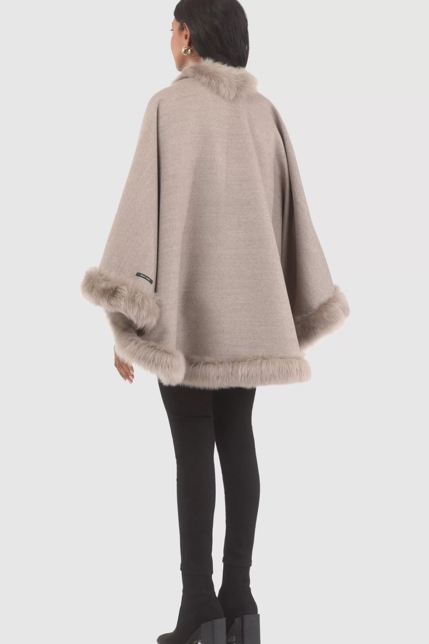 Women GORSKI Montreal Loro Piana Cashmere & Wool Cape With Merinillo Shearling Lamb Trim