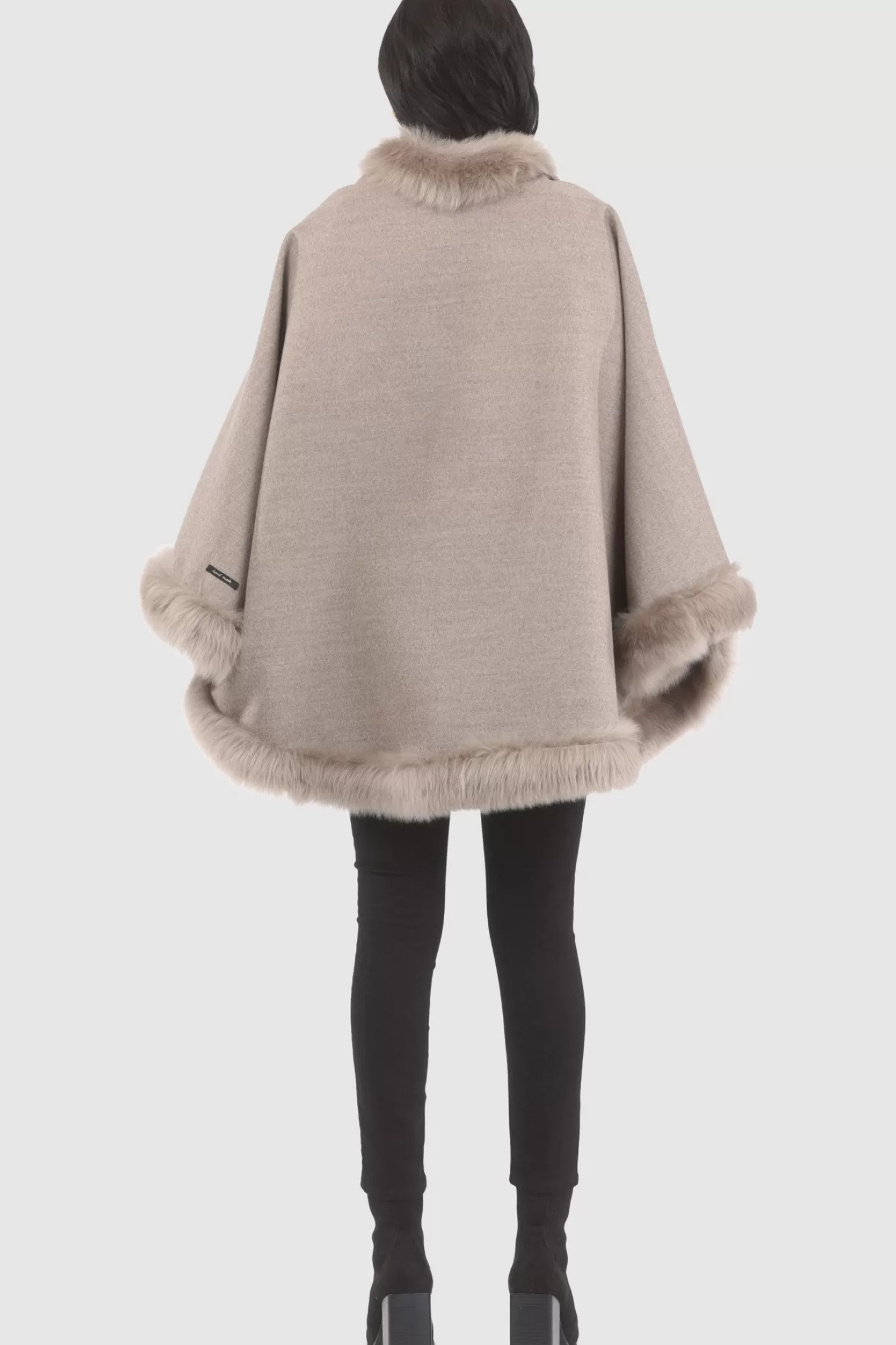 Women GORSKI Montreal Loro Piana Cashmere & Wool Cape With Merinillo Shearling Lamb Trim