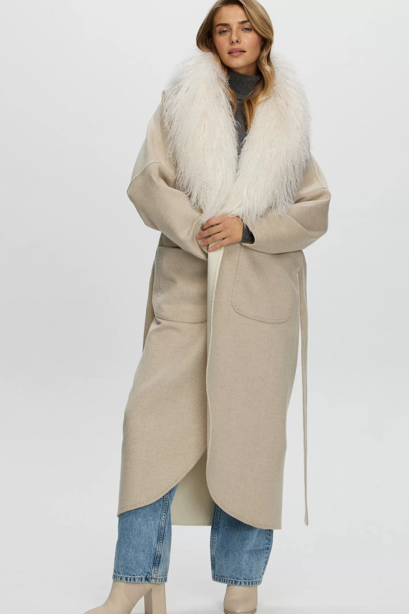 Women GORSKI Montreal Loro Piana Cashmere & Wool Coat With Select Mongolian Shearling Lamb Collar, Belt