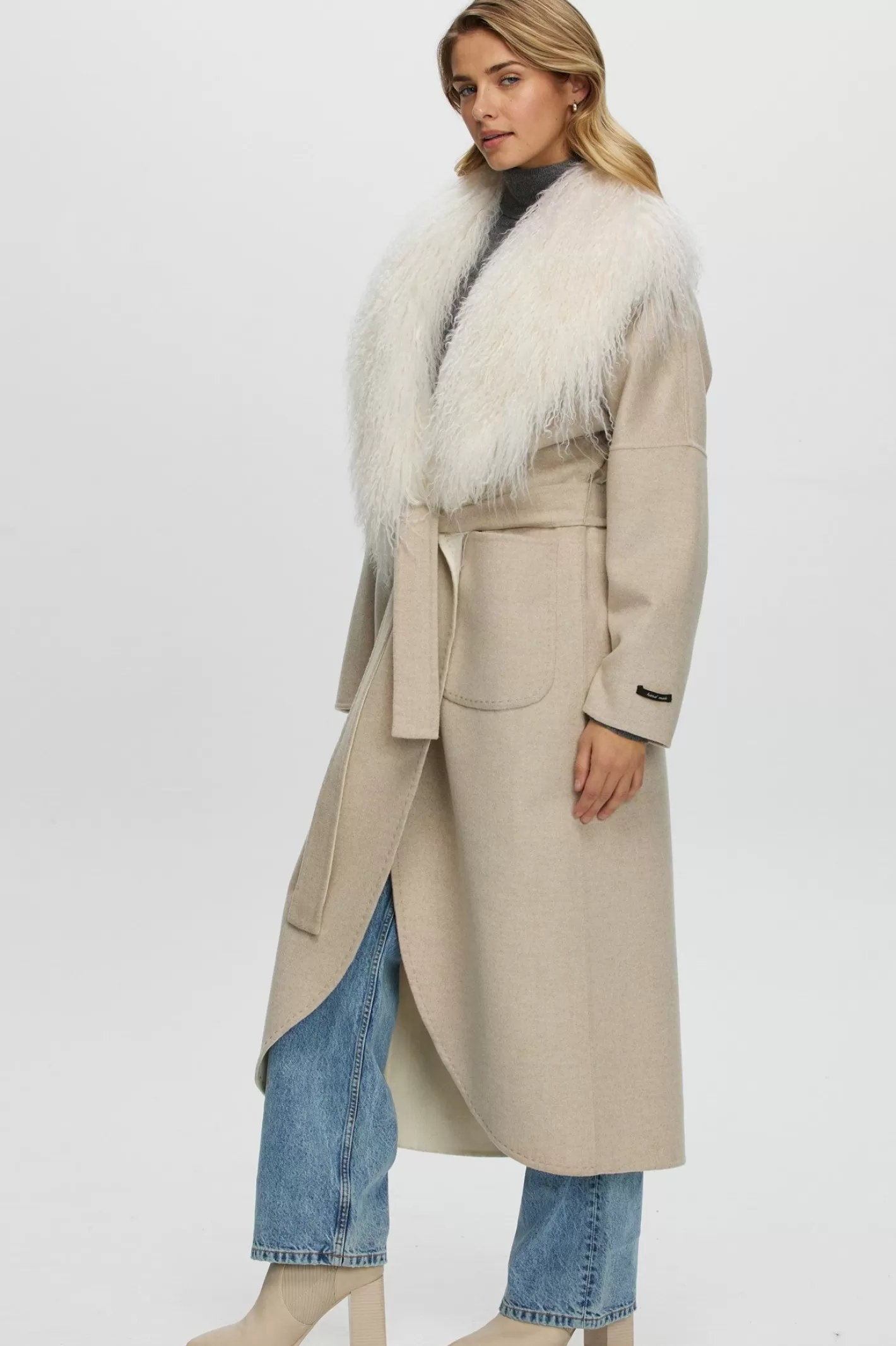 Women GORSKI Montreal Loro Piana Cashmere & Wool Coat With Select Mongolian Shearling Lamb Collar, Belt