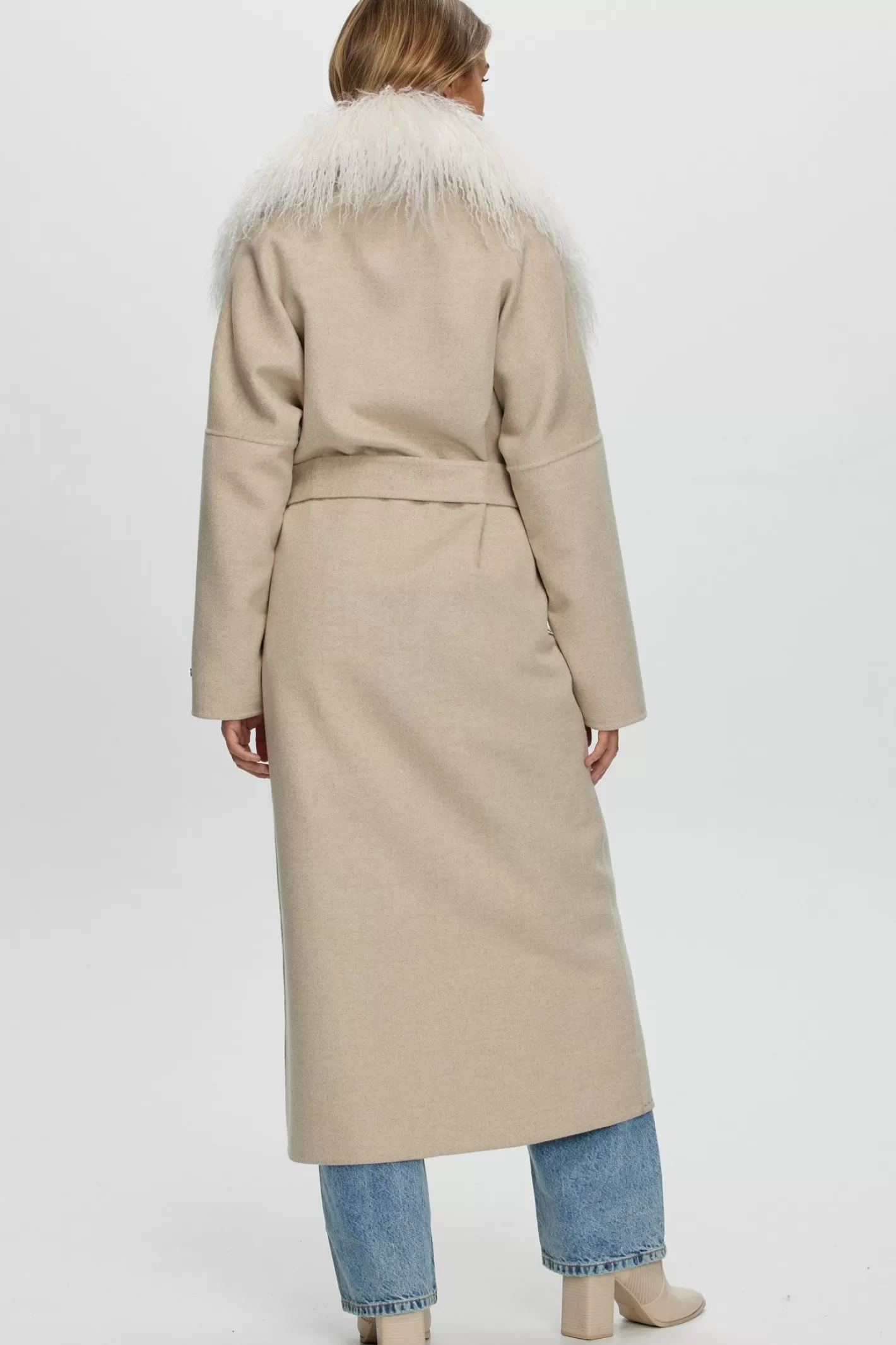Women GORSKI Montreal Loro Piana Cashmere & Wool Coat With Select Mongolian Shearling Lamb Collar, Belt
