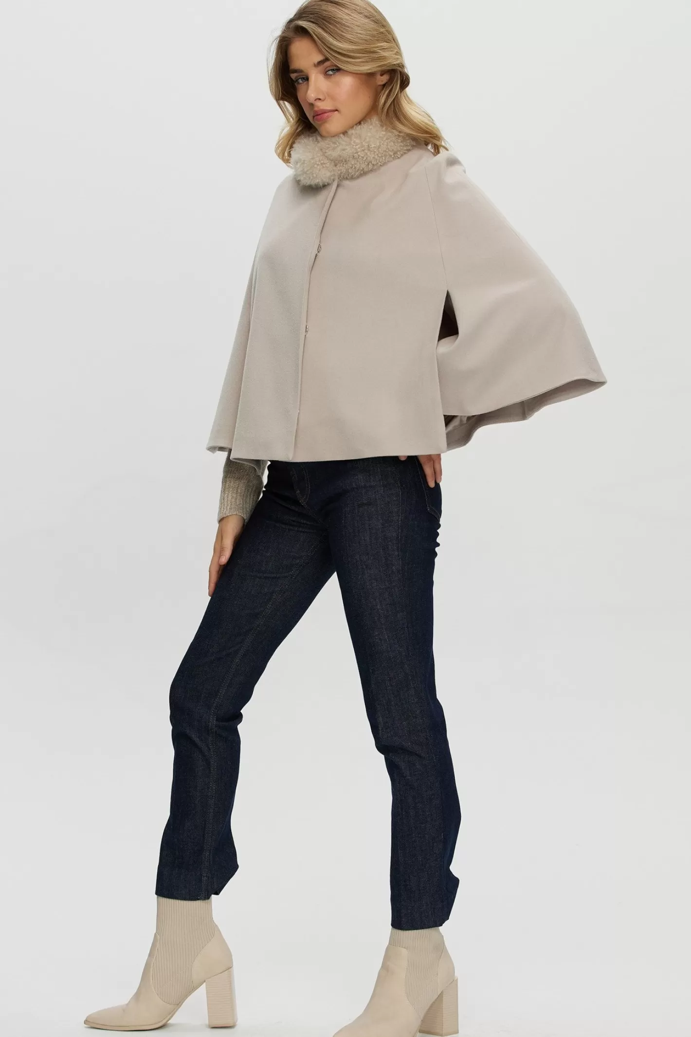 Women GORSKI Montreal Loro Piana Cashmere Cape With Select Cashmere Goat Collar