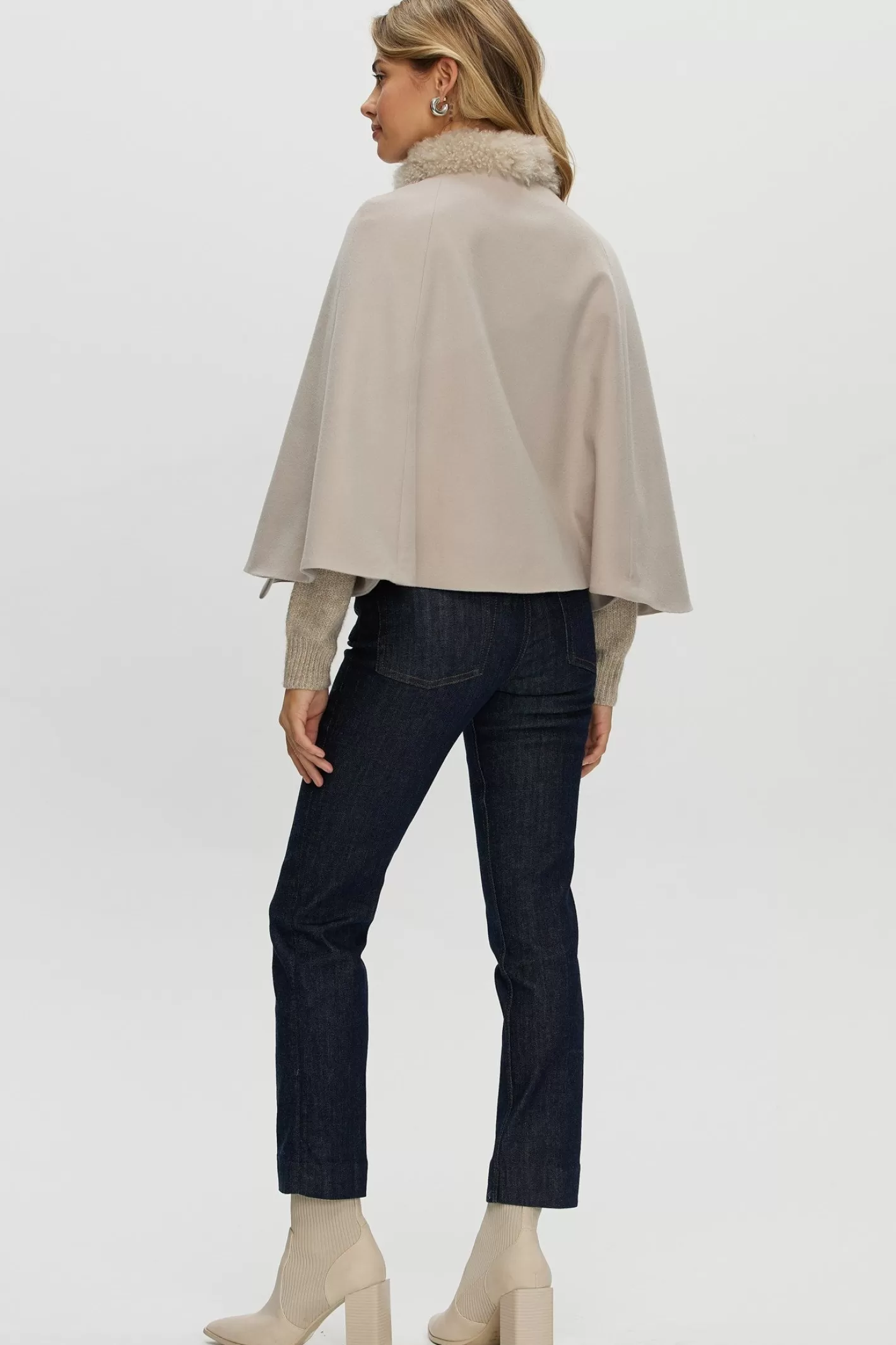 Women GORSKI Montreal Loro Piana Cashmere Cape With Select Cashmere Goat Collar