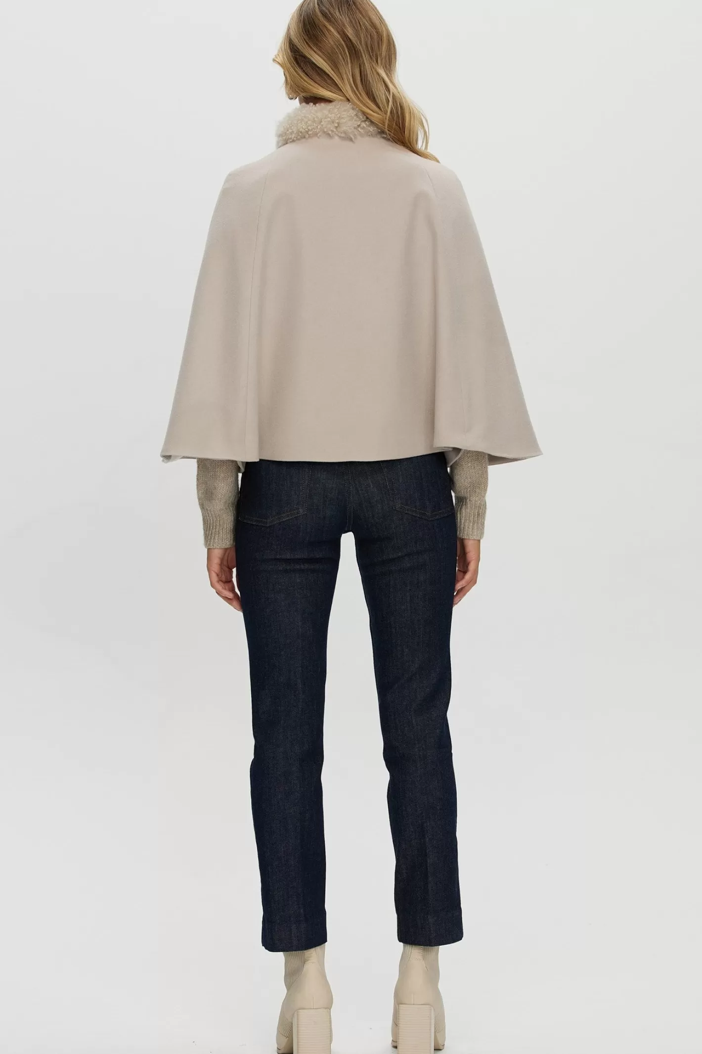 Women GORSKI Montreal Loro Piana Cashmere Cape With Select Cashmere Goat Collar