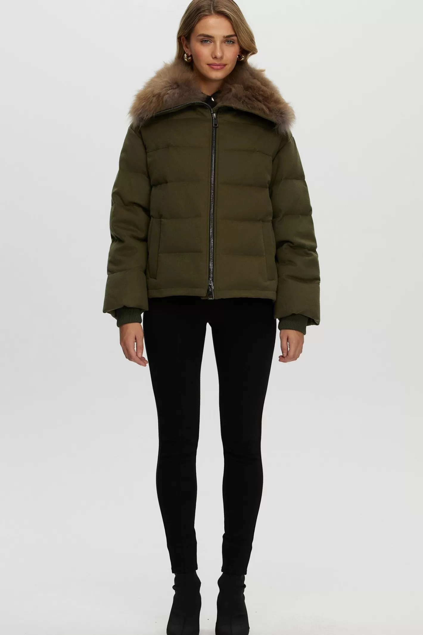Women GORSKI Montreal Loro Piana Cashmere Down Jacket With Select Cashmere Goat Collar