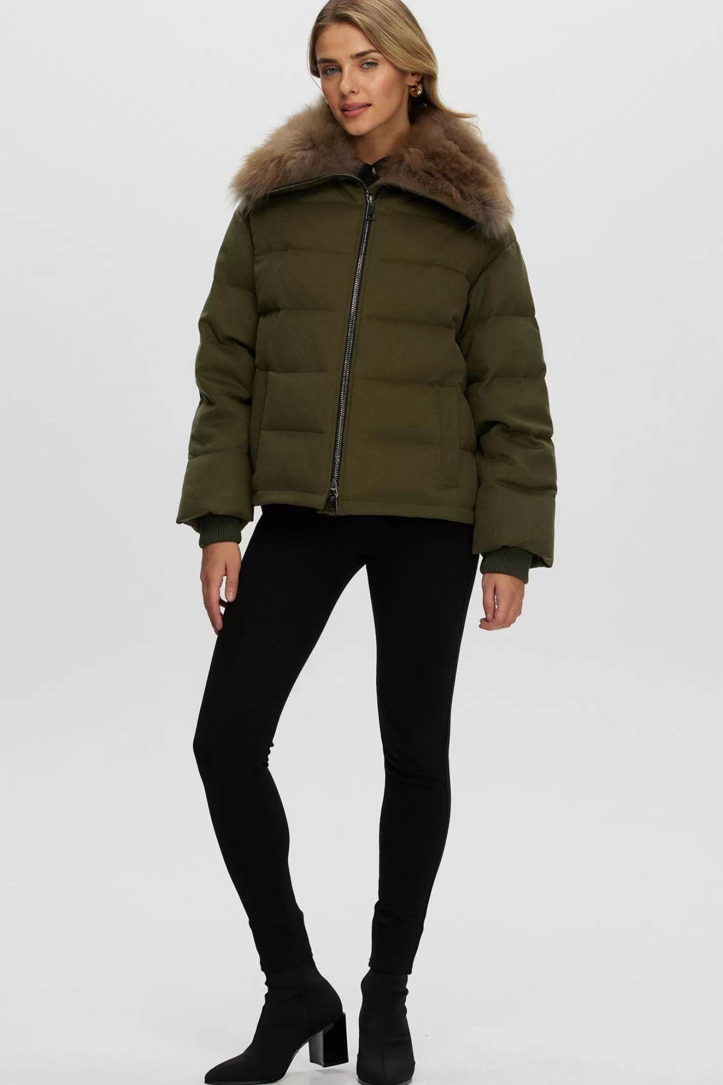 Women GORSKI Montreal Loro Piana Cashmere Down Jacket With Select Cashmere Goat Collar