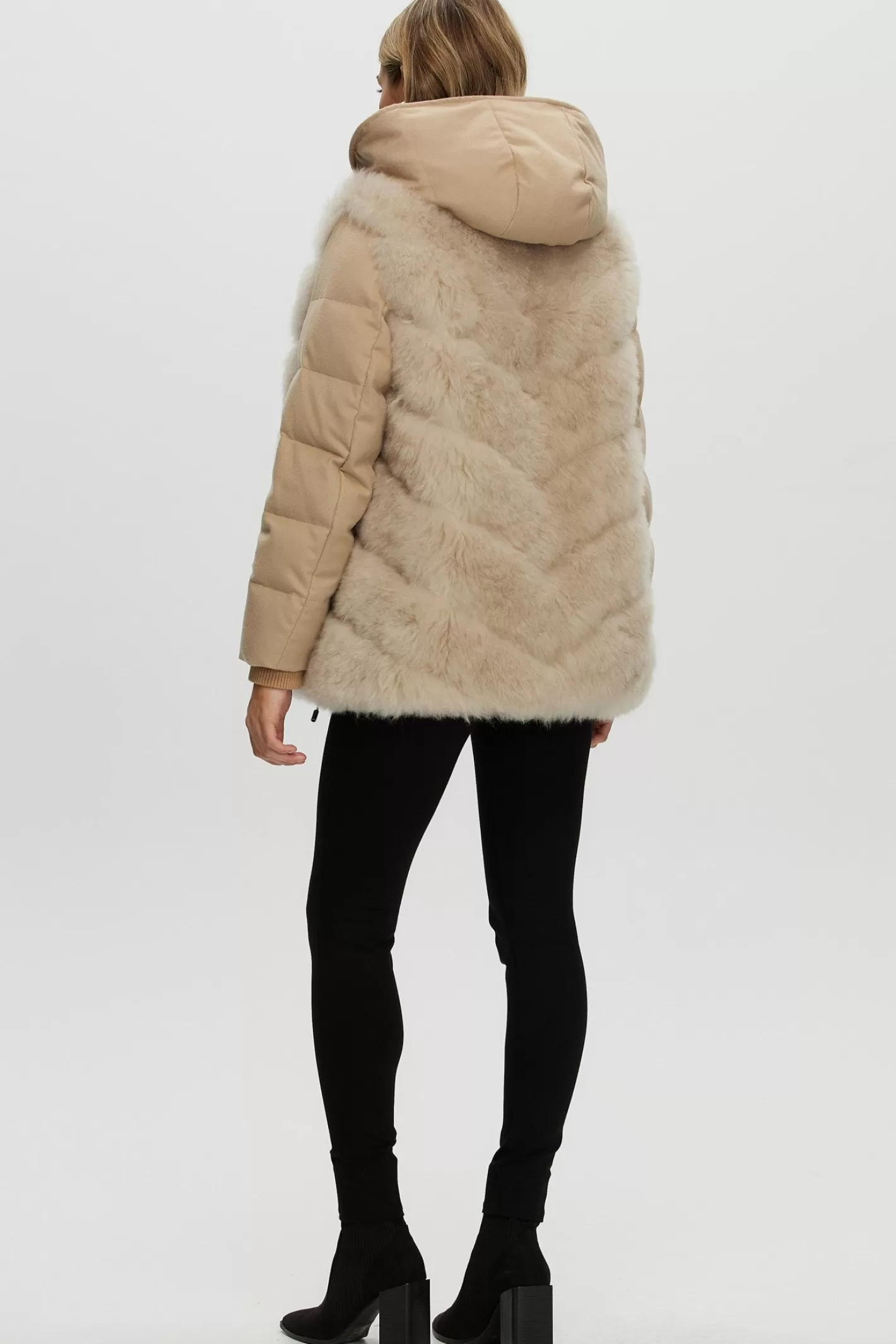 Women GORSKI Montreal Loro Piana Cashmere Quilted Down Parka With Detachable Select Cashmere Goat Vest (2 Pcs)