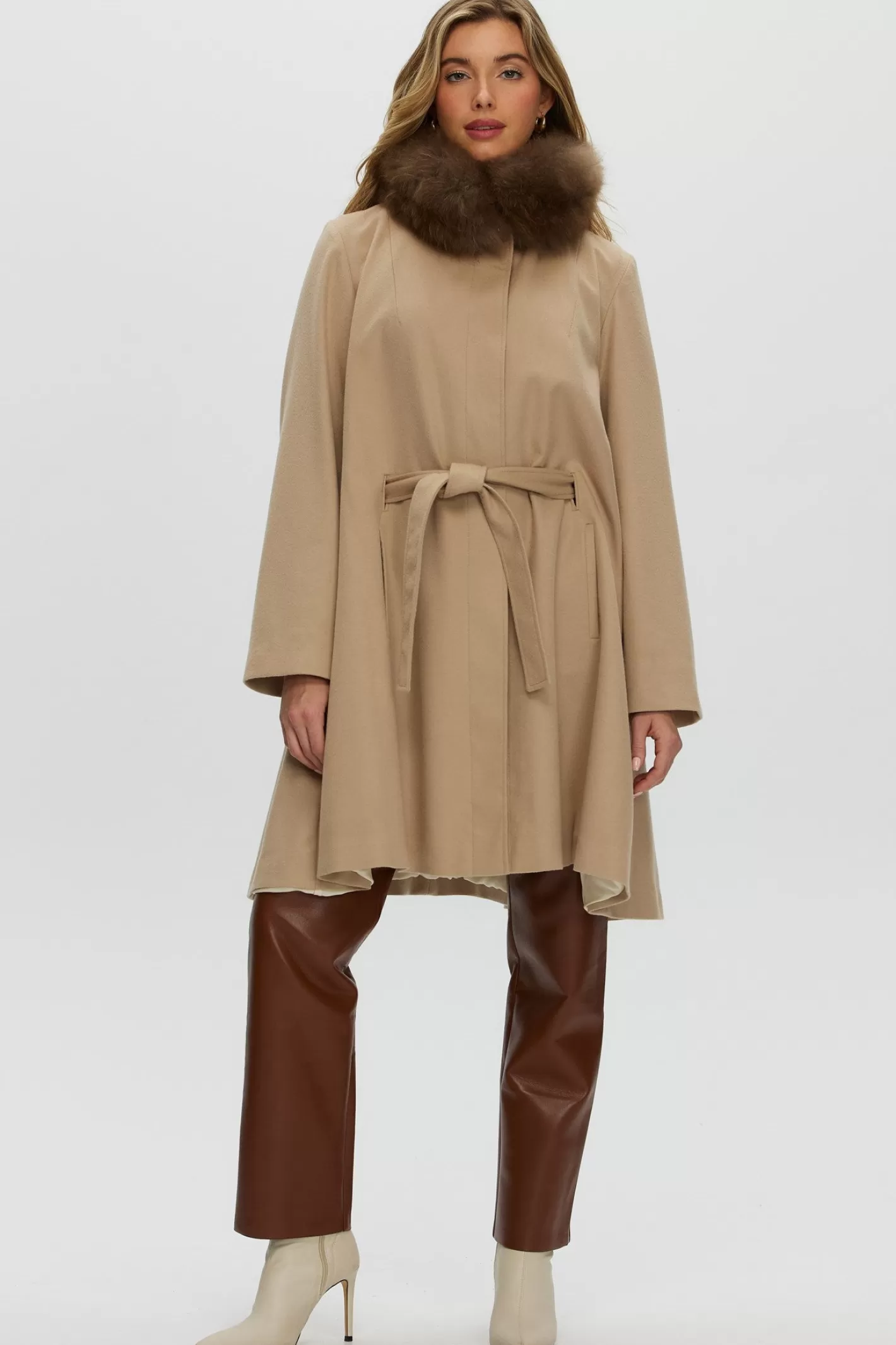 Women GORSKI Montreal Loro Piana Cashmere Stroller With Select Cashmere Goat Collar, Belt