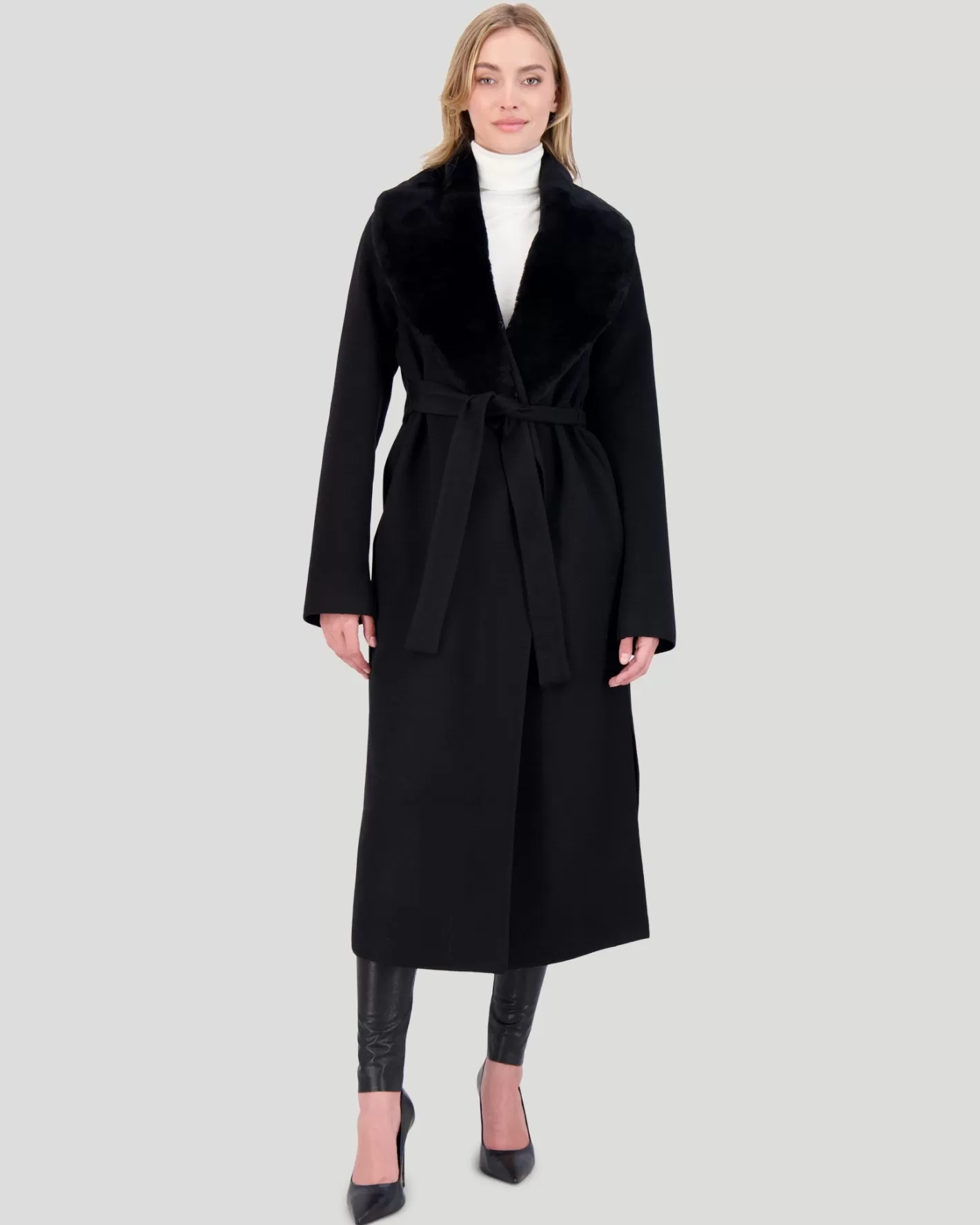 Women GORSKI Montreal Loro Piana Wool Short Coat With Select Shearling Lamb Collar