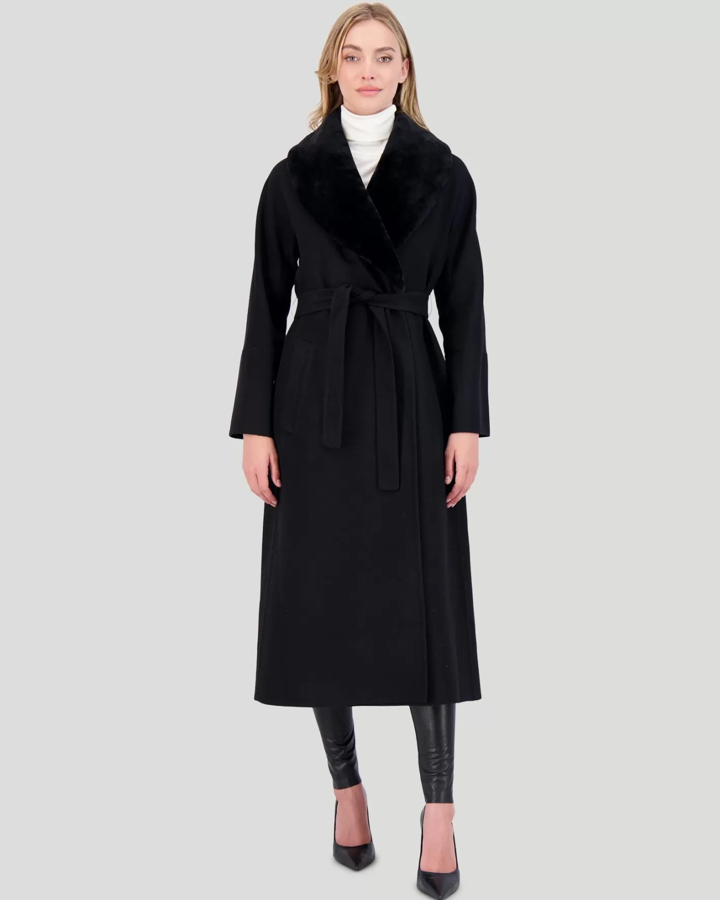 Women GORSKI Montreal Loro Piana Wool Short Coat With Select Shearling Lamb Collar