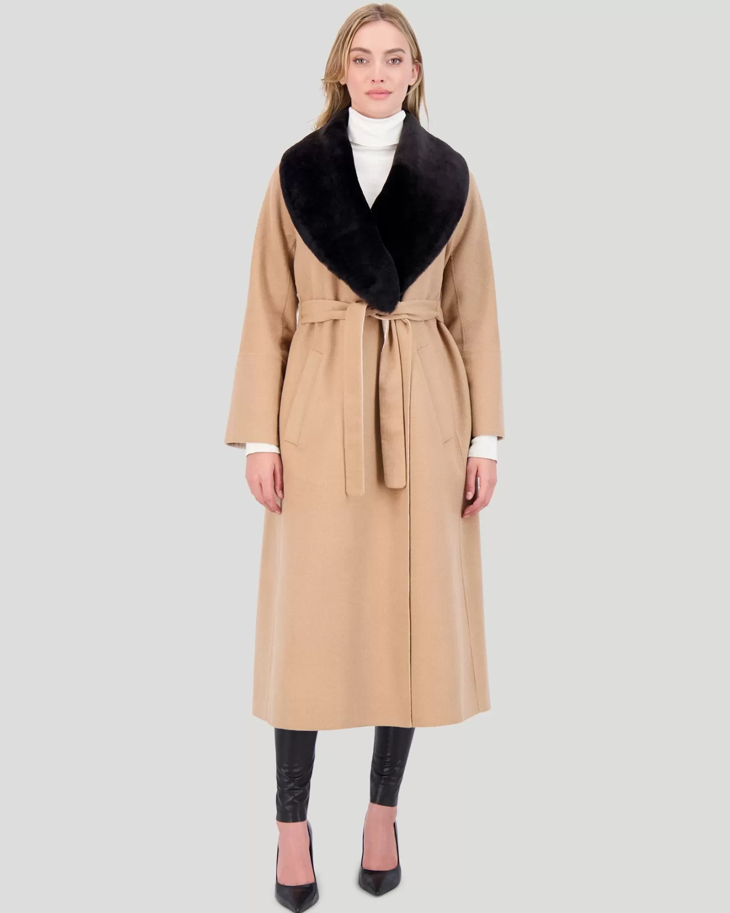 Women GORSKI Montreal Loro Piana Wool Short Coat With Select Shearling Lamb Collar