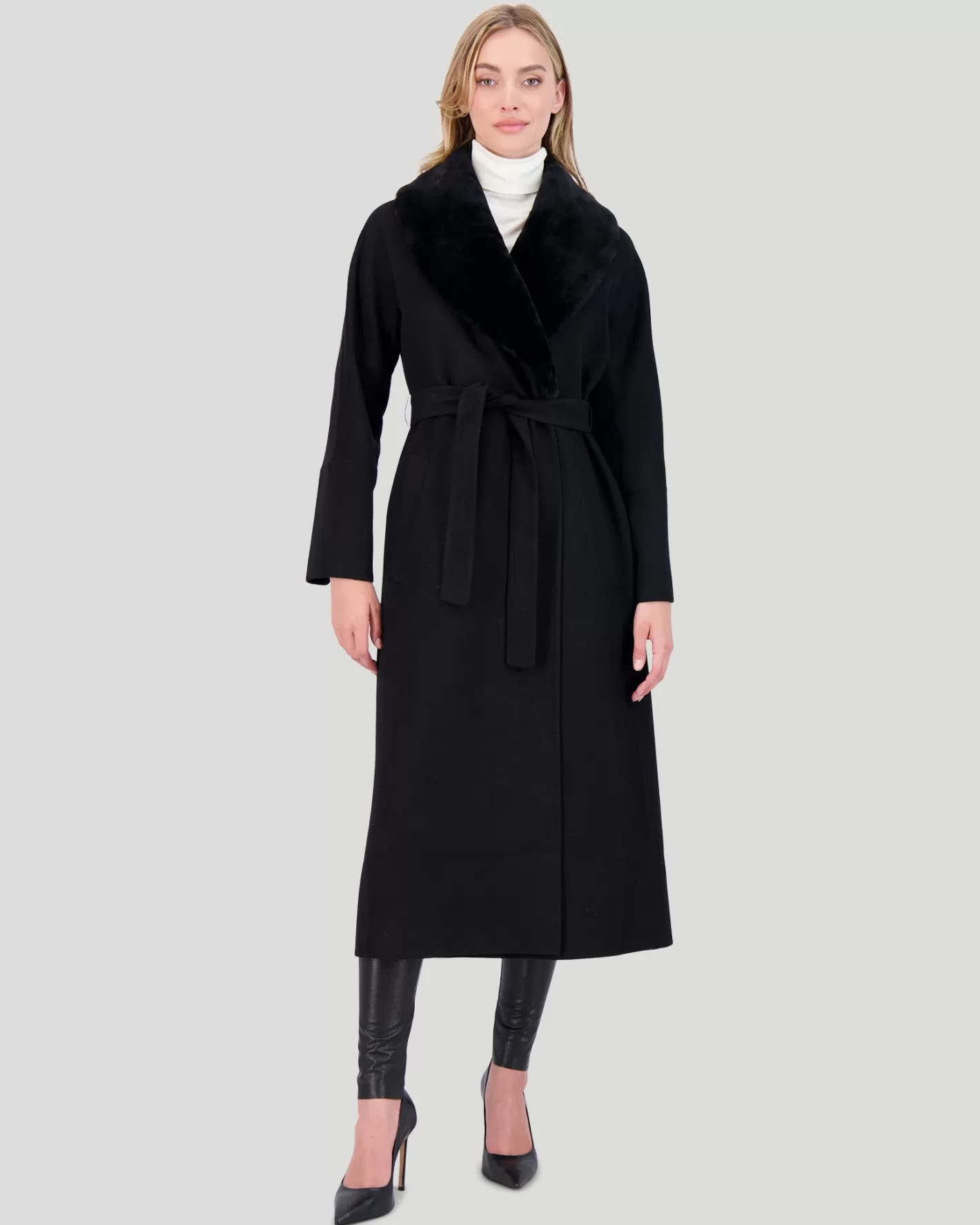 Women GORSKI Montreal Loro Piana Wool Short Coat With Select Shearling Lamb Collar