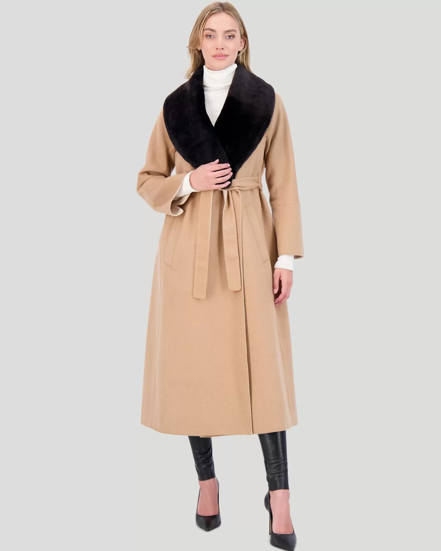 Women GORSKI Montreal Loro Piana Wool Short Coat With Select Shearling Lamb Collar