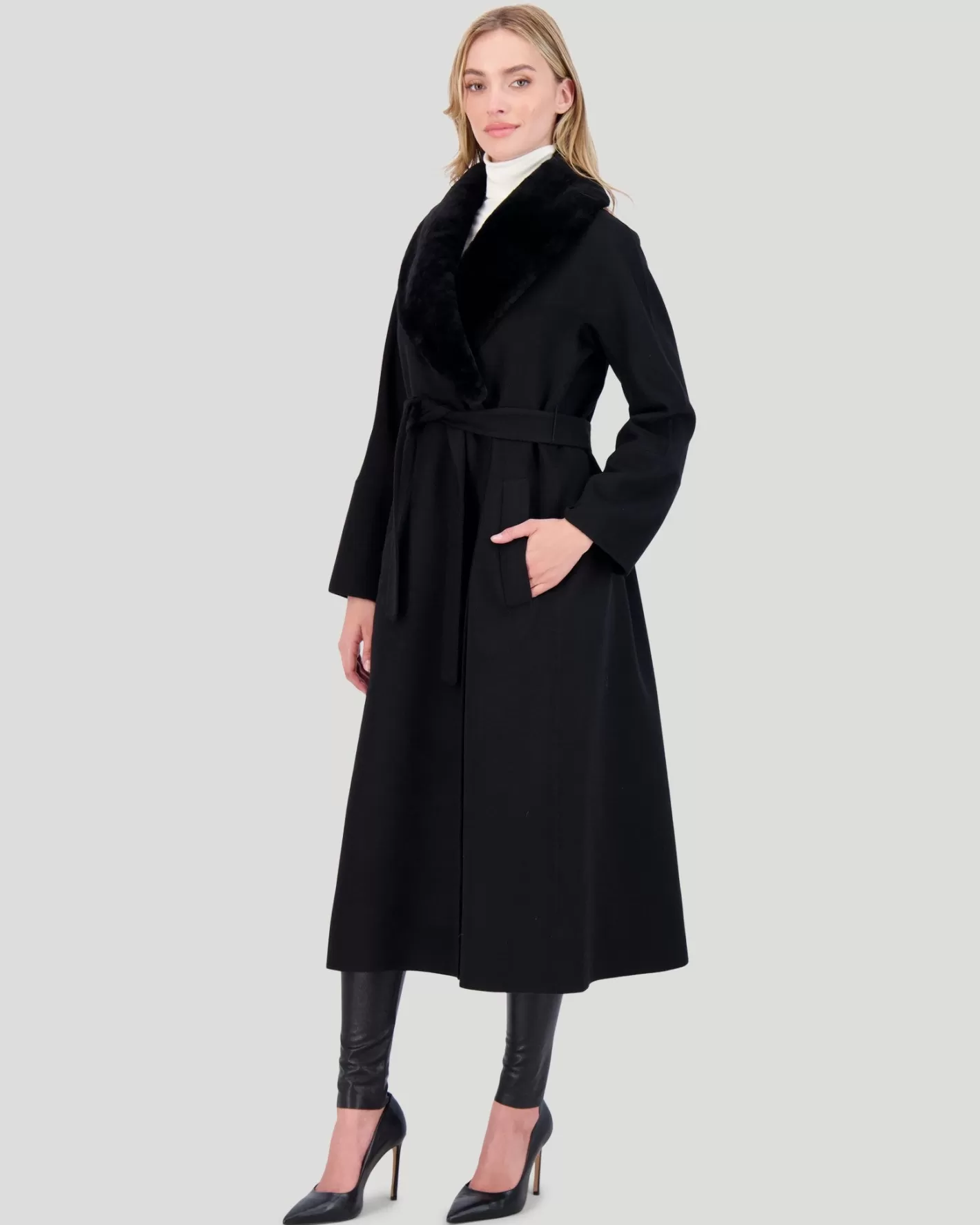 Women GORSKI Montreal Loro Piana Wool Short Coat With Select Shearling Lamb Collar