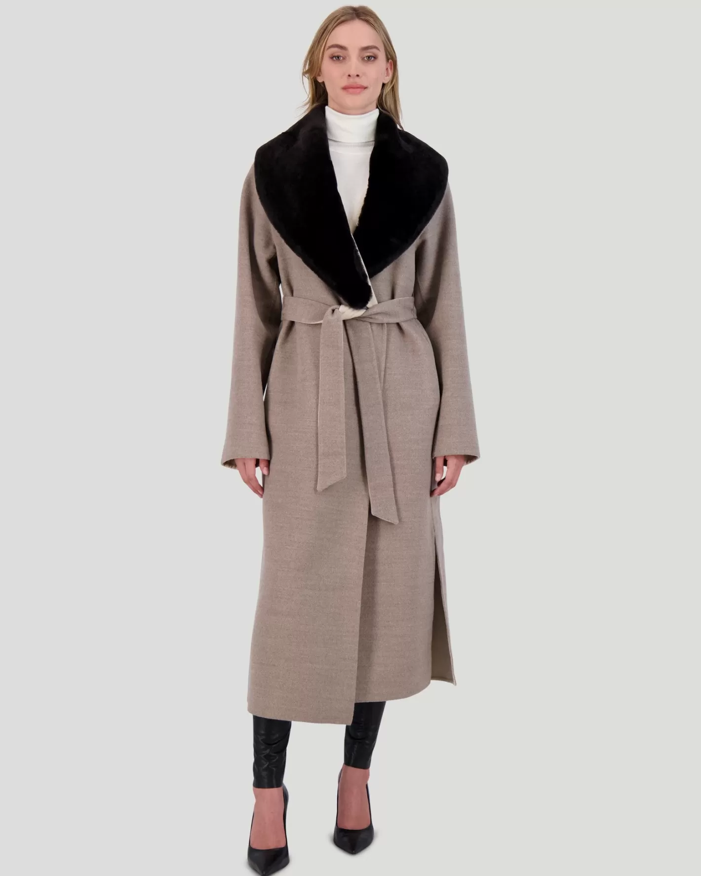 Women GORSKI Montreal Loro Piana Wool Short Coat With Select Shearling Lamb Collar