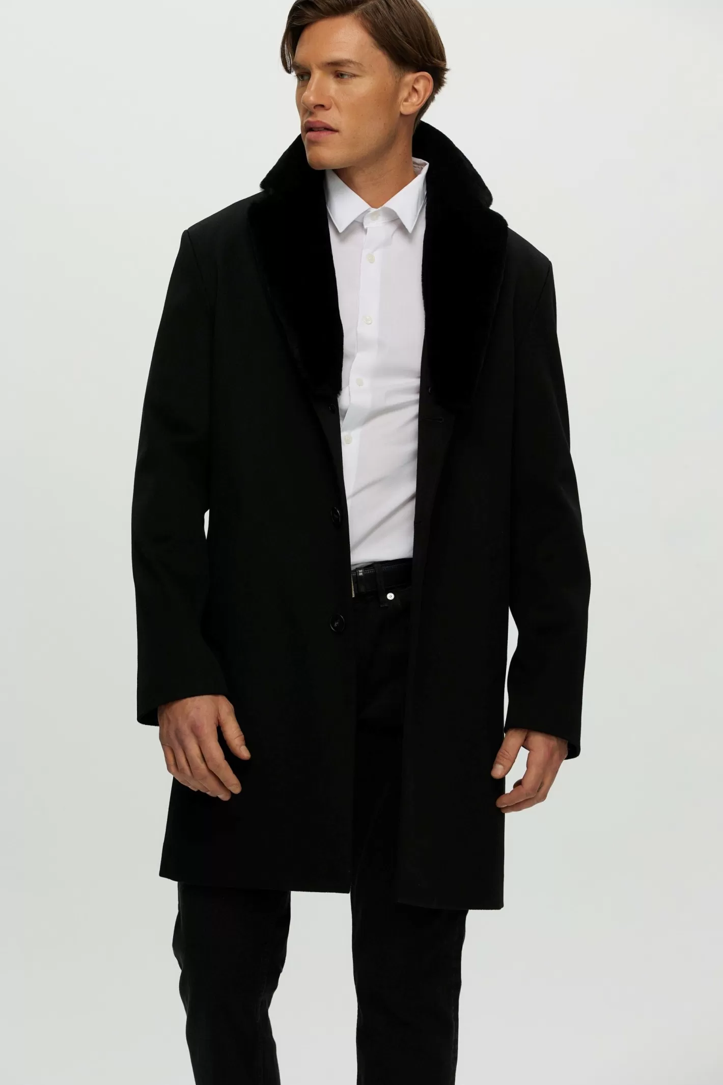 GORSKI Montreal Men's Loro Piana Cashmere & Wool Stroller With Select Shearling Lamb Collar
