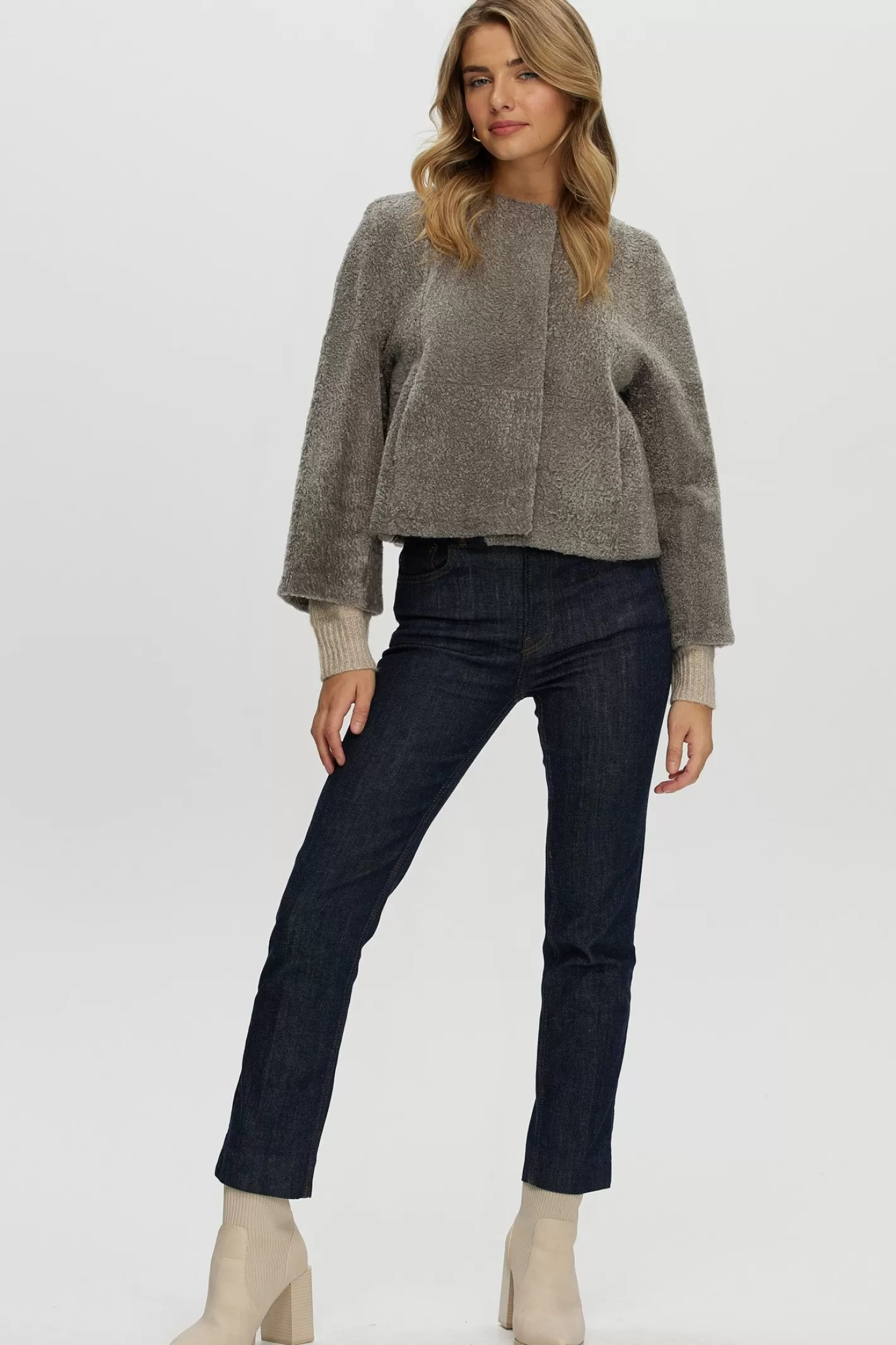 Women GORSKI Montreal Reversible Collarless New Zealand Shearling Lamb Jacket With 3/4 Sleeves