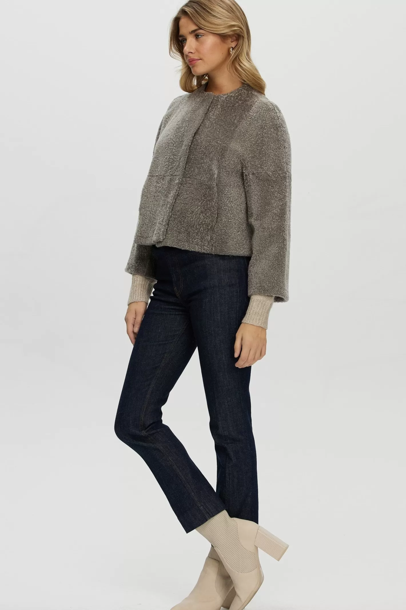Women GORSKI Montreal Reversible Collarless New Zealand Shearling Lamb Jacket With 3/4 Sleeves