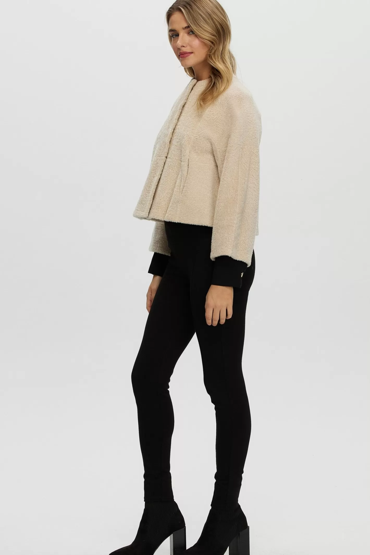 Women GORSKI Montreal Reversible Collarless New Zealand Shearling Lamb Jacket With 3/4 Sleeves
