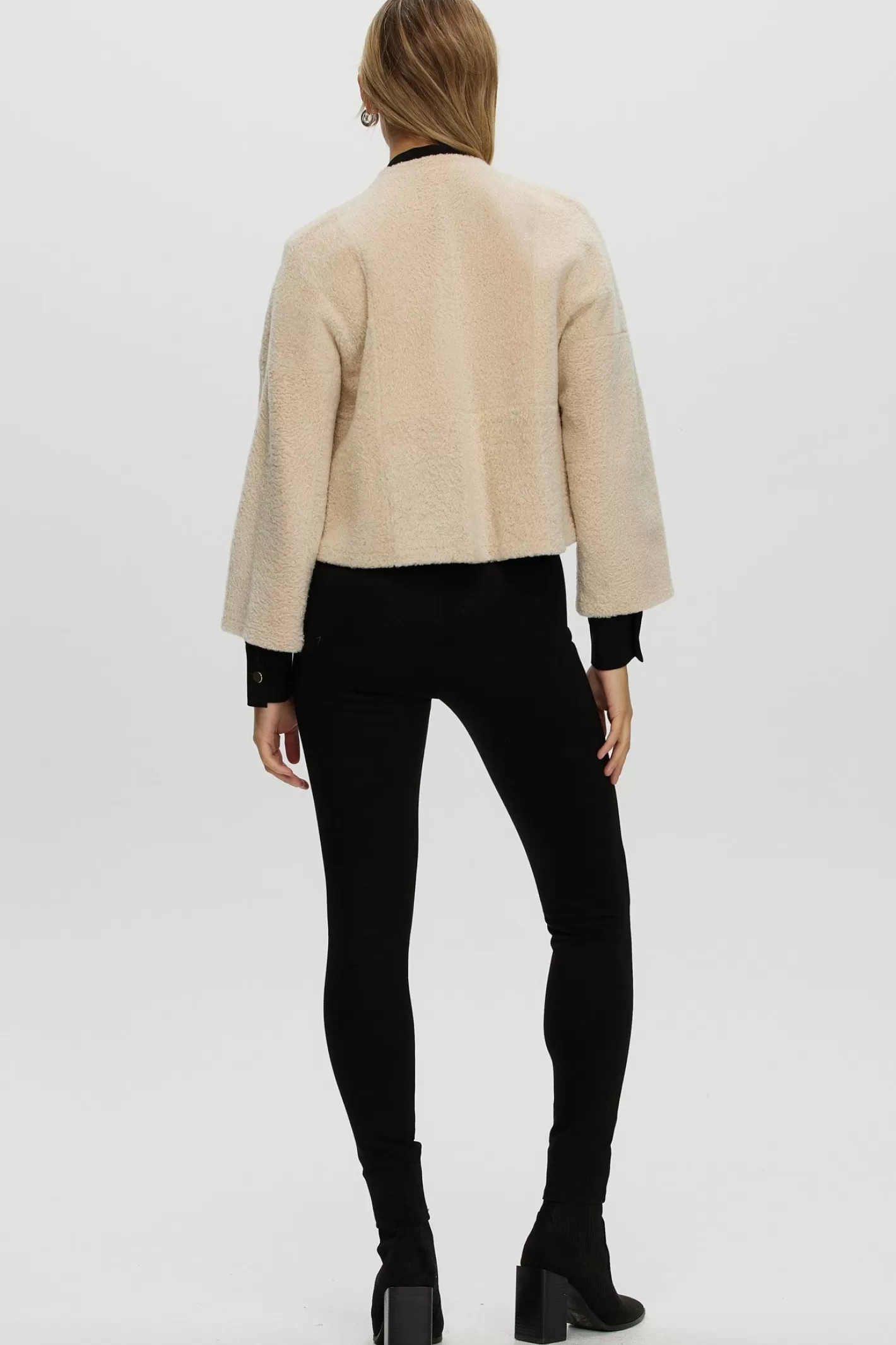 Women GORSKI Montreal Reversible Collarless New Zealand Shearling Lamb Jacket With 3/4 Sleeves