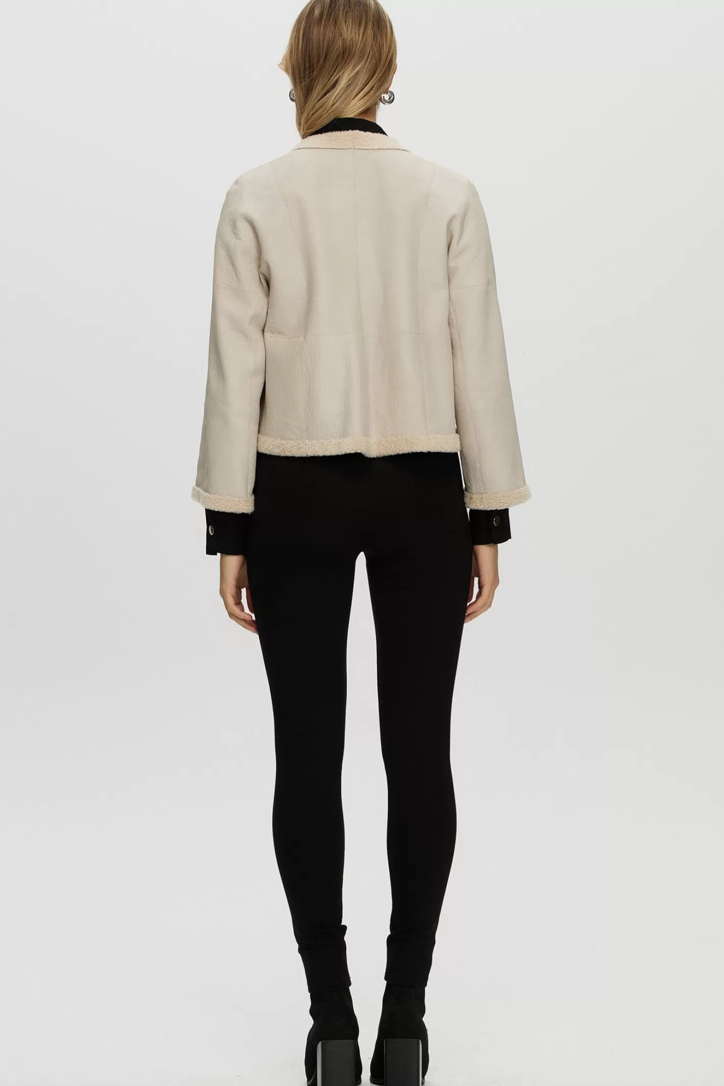 Women GORSKI Montreal Reversible Collarless New Zealand Shearling Lamb Jacket With 3/4 Sleeves