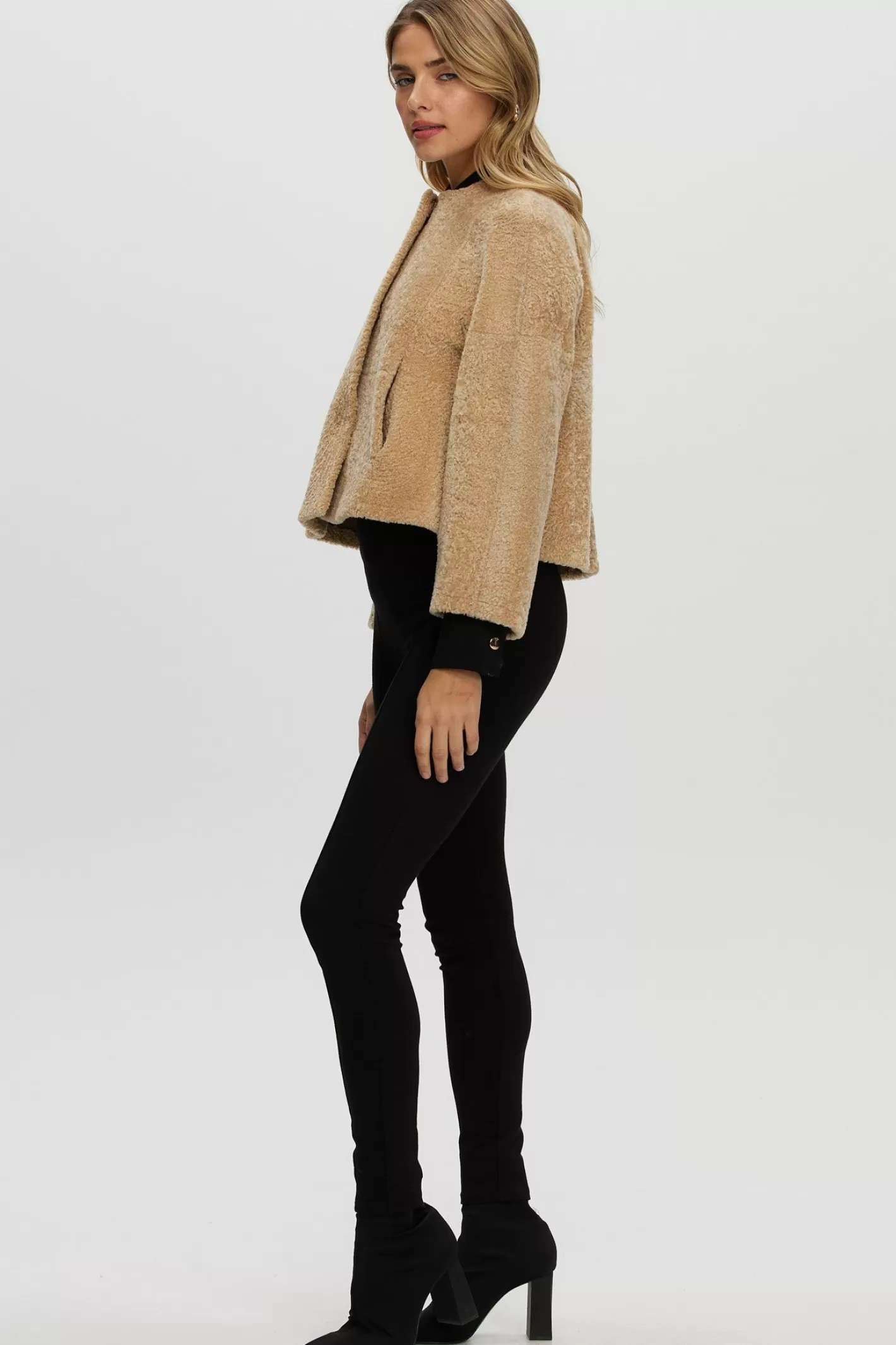 Women GORSKI Montreal Reversible Collarless New Zealand Shearling Lamb Jacket With 3/4 Sleeves