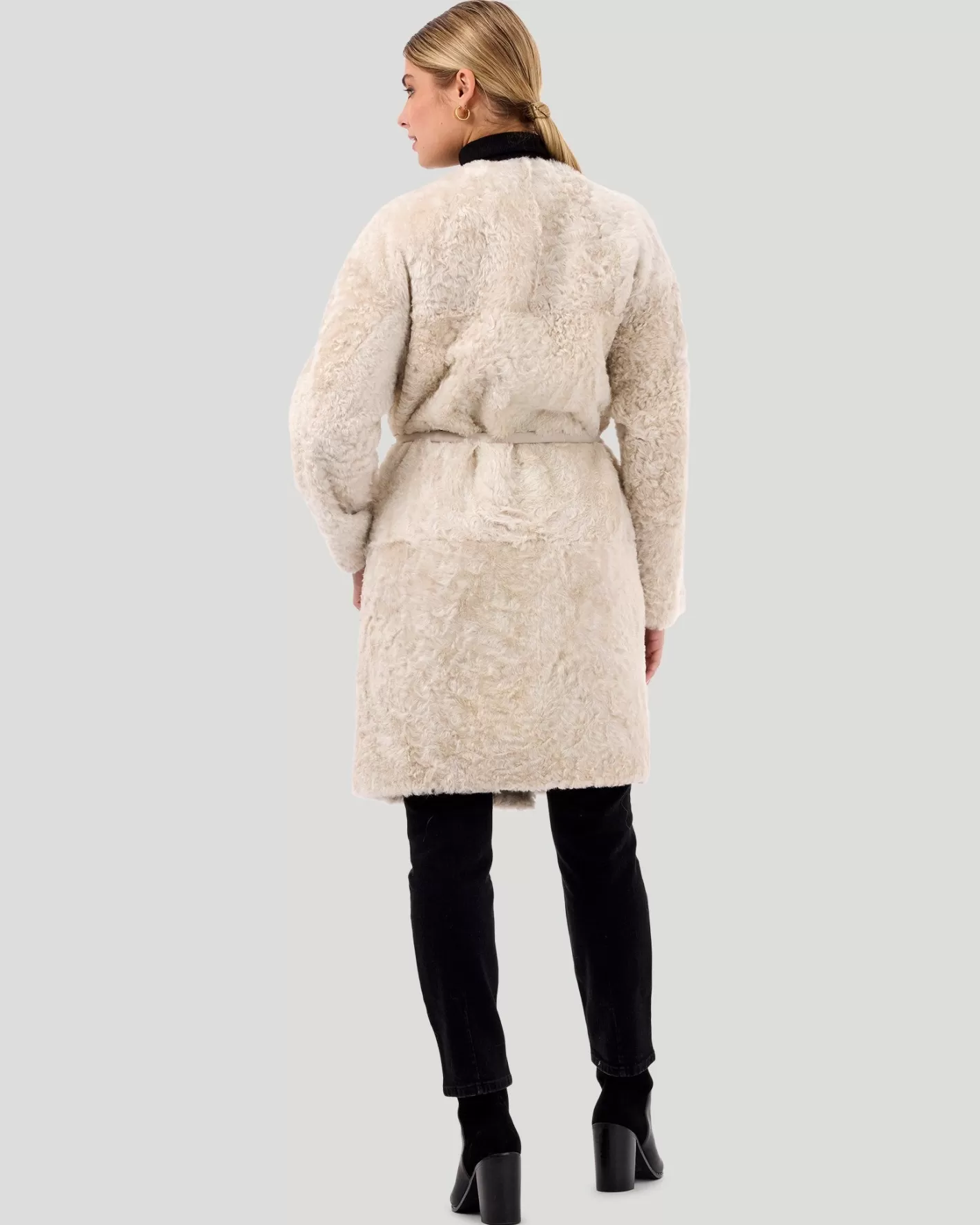 Women GORSKI Montreal Reversible Collarless Select Shearling Lamb Short Coat