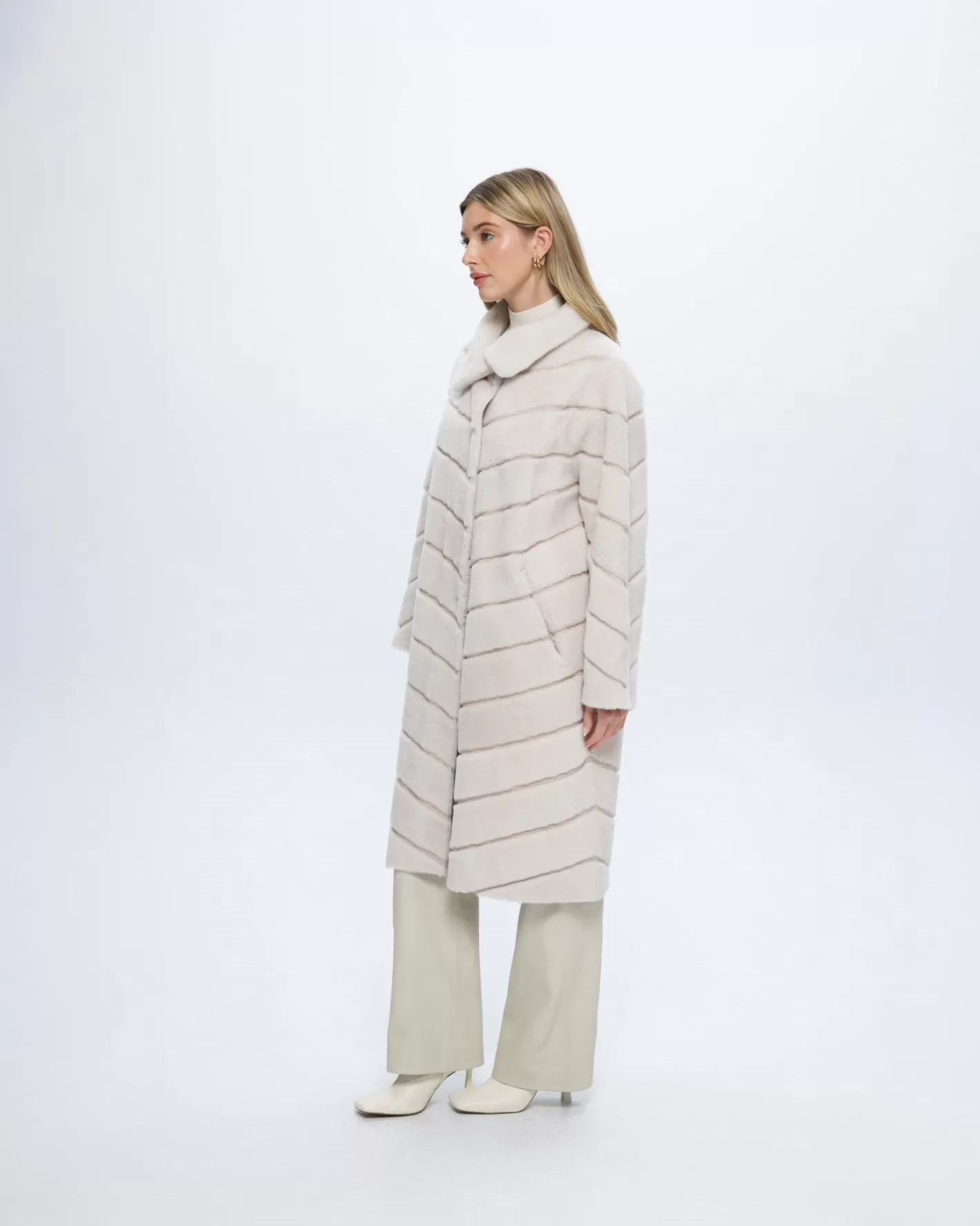 Women GORSKI Montreal Reversible Merino Shearling Lamb Chevron Short Coat