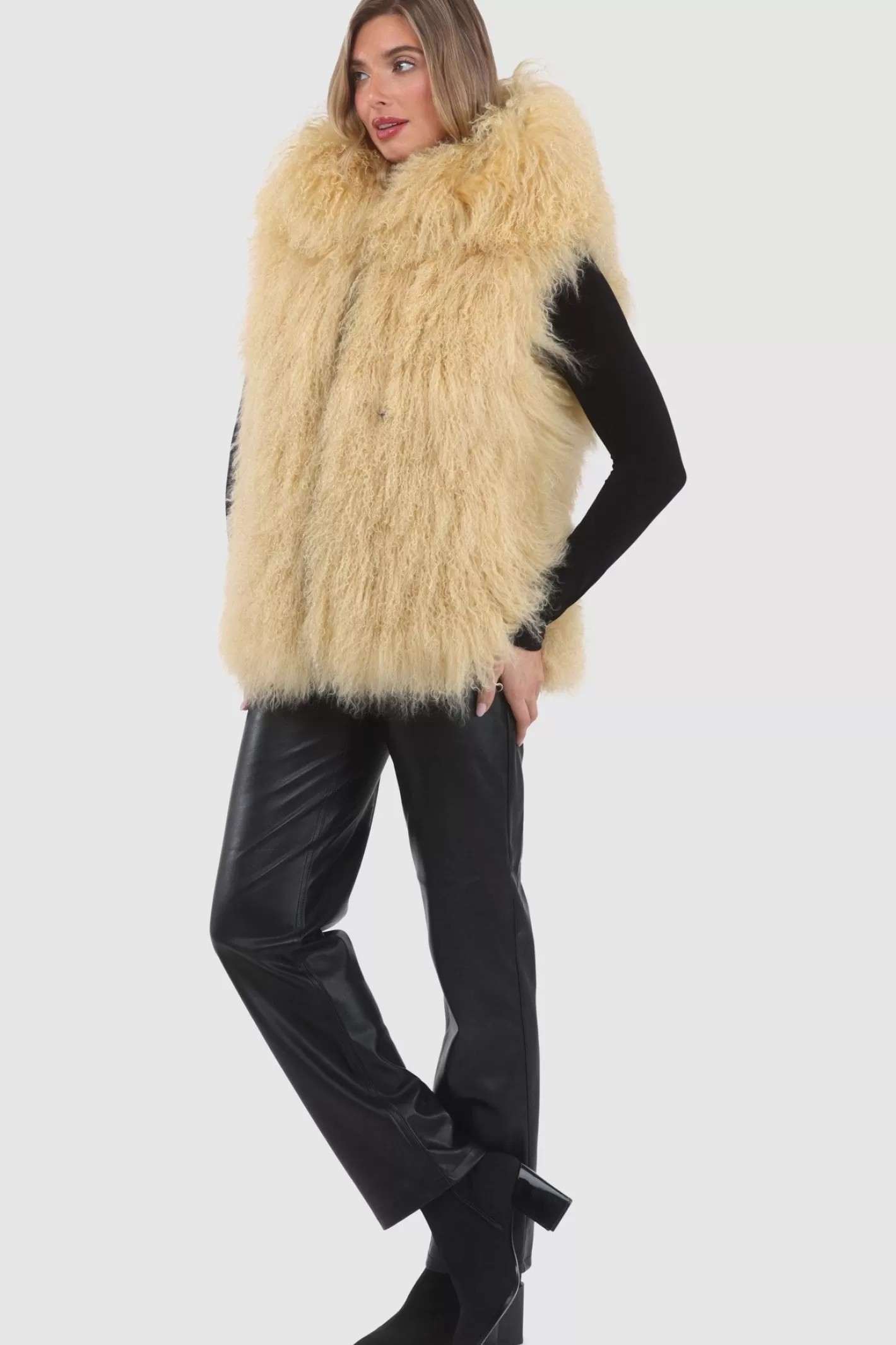 Women GORSKI Montreal Reversible Select Mongolian Shearling Lamb Vest With Loro Piana Cashmere & Wool Back