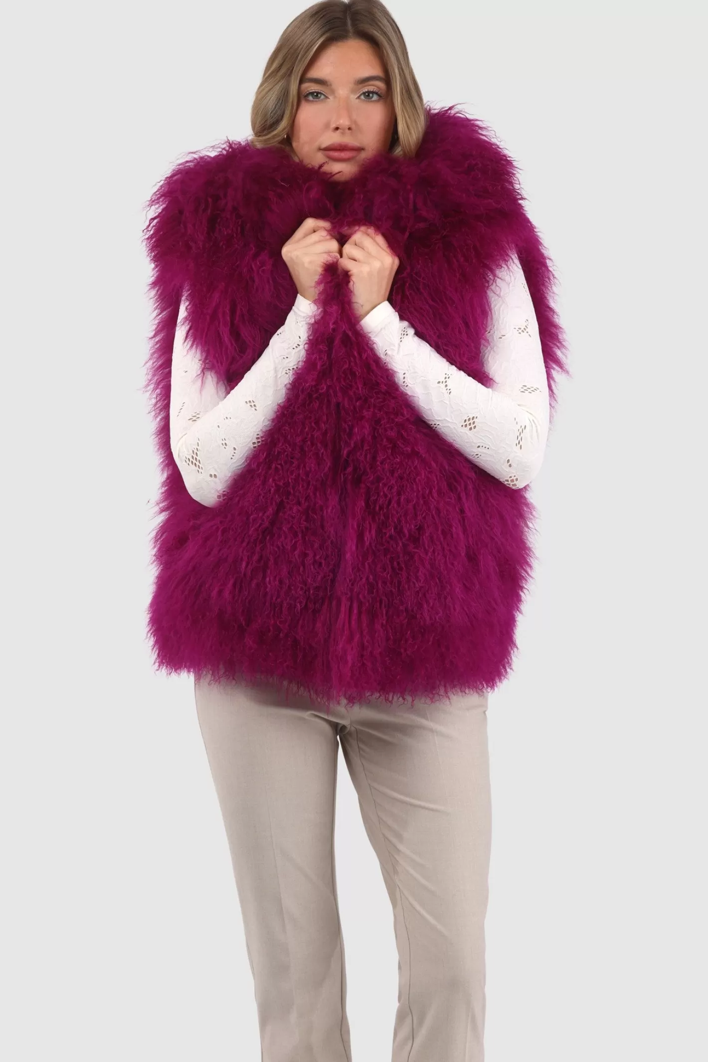 Women GORSKI Montreal Reversible Select Mongolian Shearling Lamb Vest With Loro Piana Cashmere & Wool Back