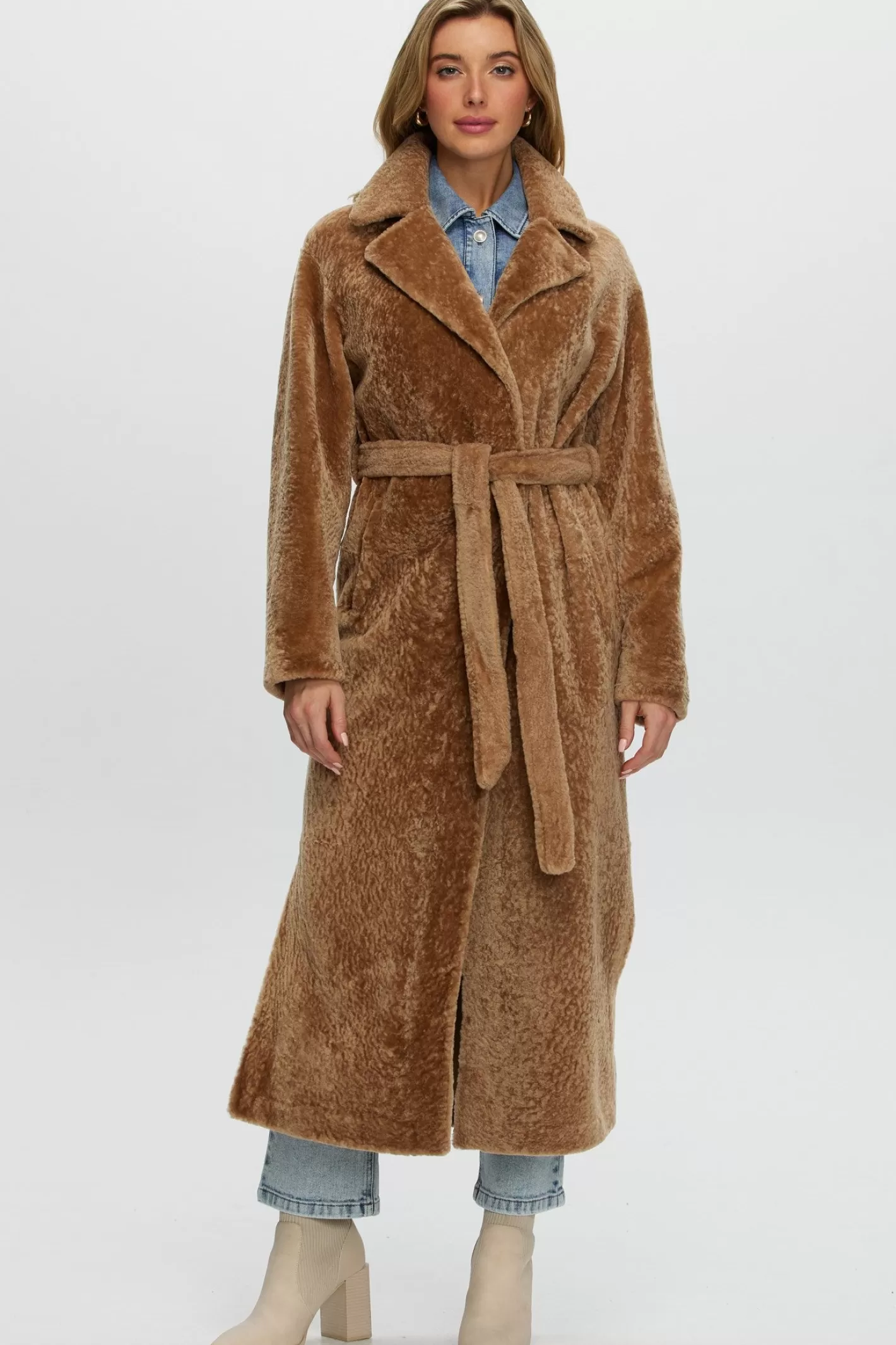 Women GORSKI Montreal Reversible Select Shearling Lamb Coat With Side Slits And Belt