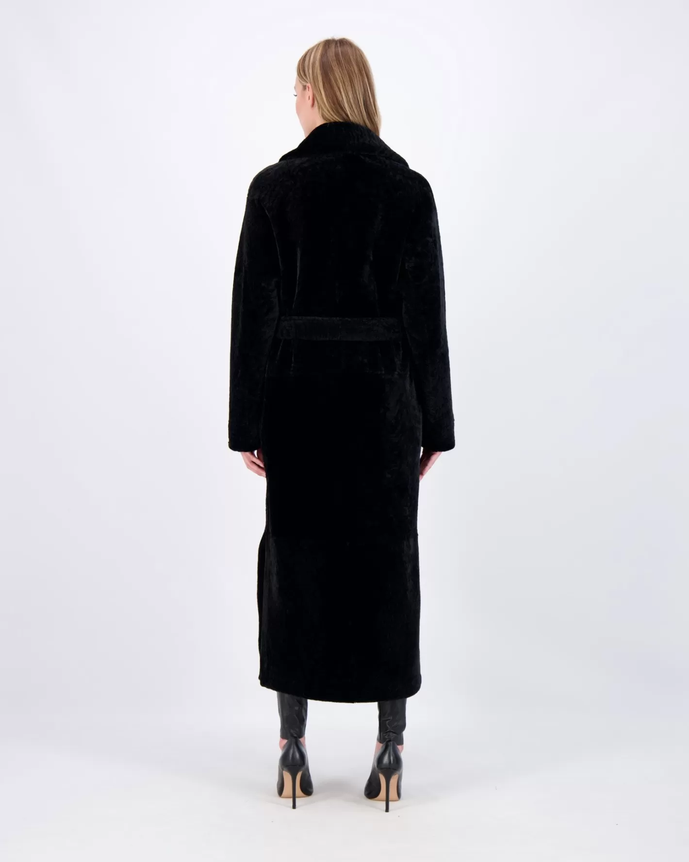 Women GORSKI Montreal Reversible Select Shearling Lamb Coat With Side Slits And Belt