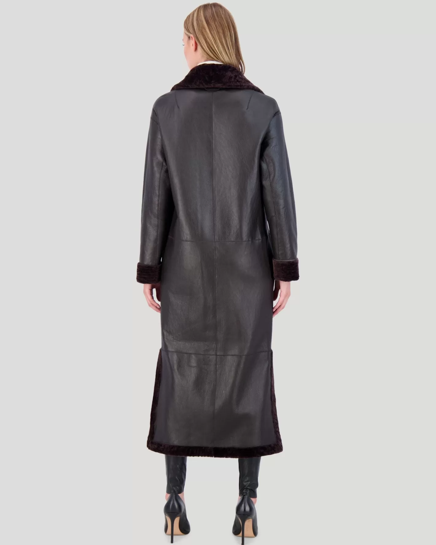 Women GORSKI Montreal Reversible Select Shearling Lamb Coat With Side Slits And Belt