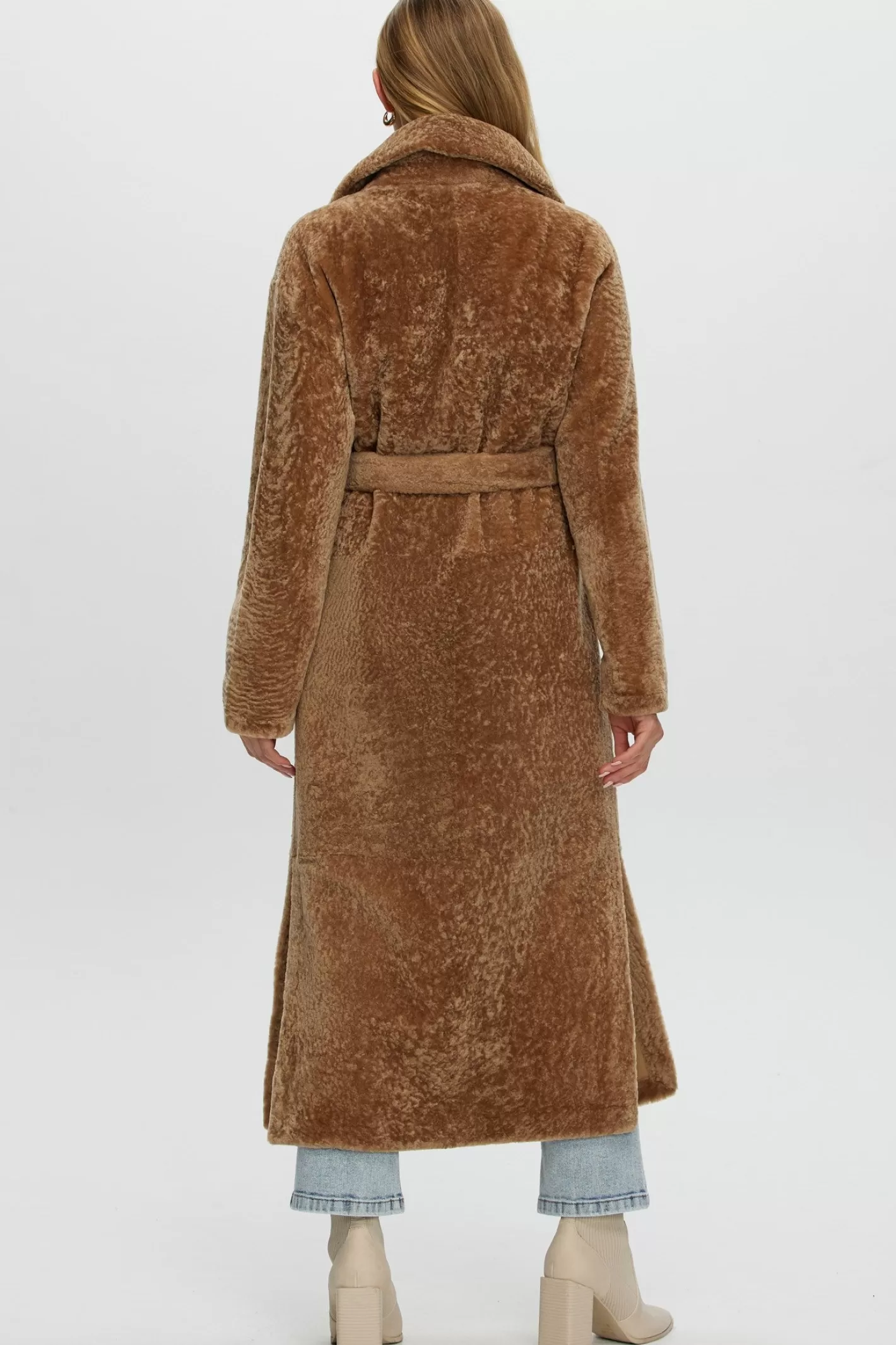 Women GORSKI Montreal Reversible Select Shearling Lamb Coat With Side Slits And Belt